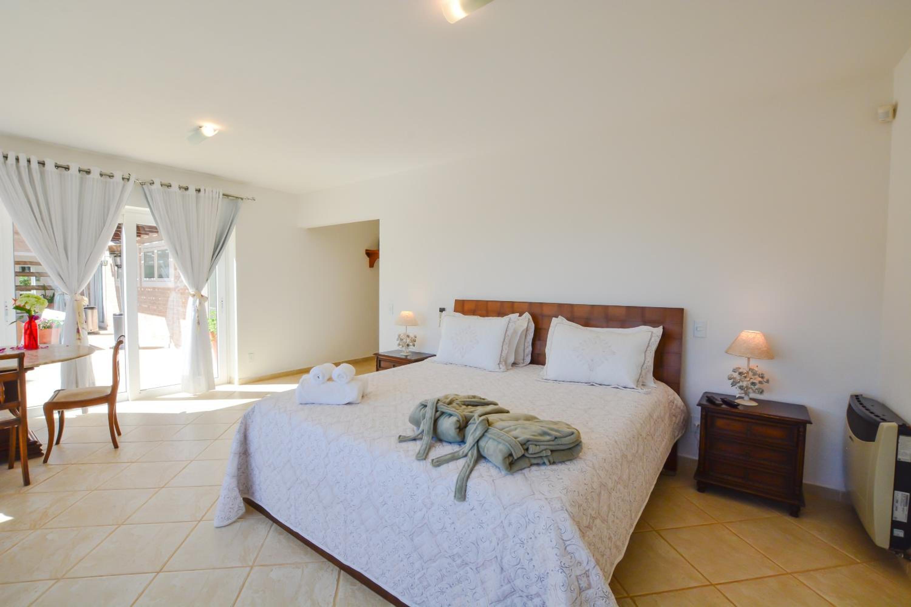 La Réserve Suites
