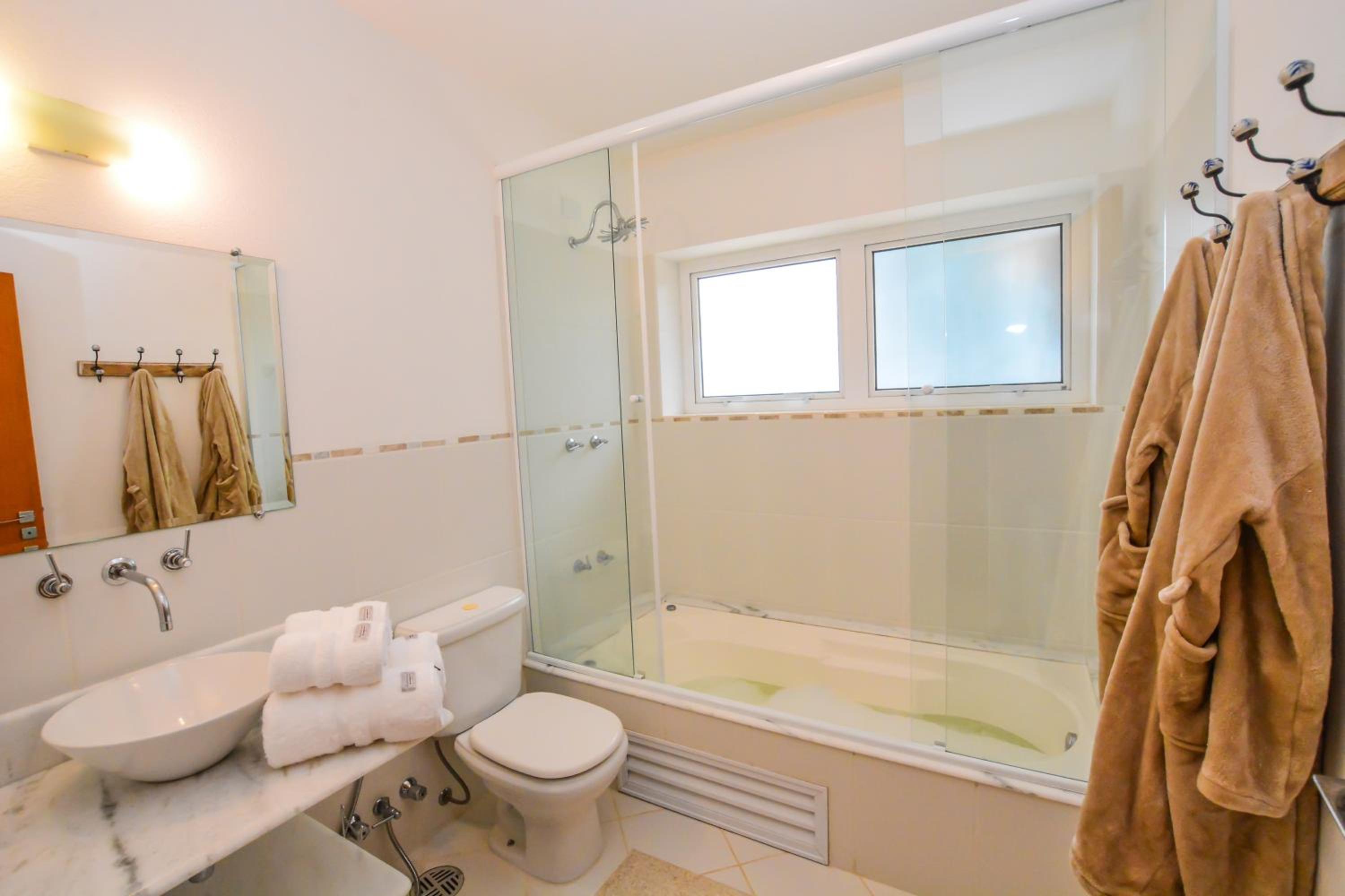 La Réserve Suites