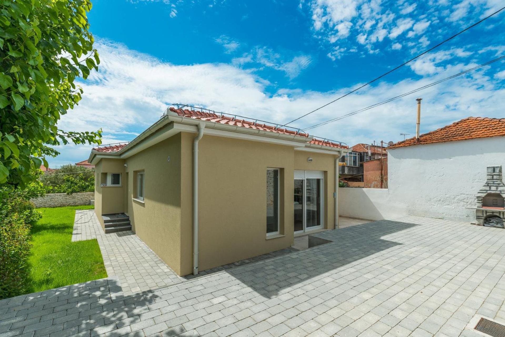 Hotel Villa Donato with Jacuzzi - Image 1