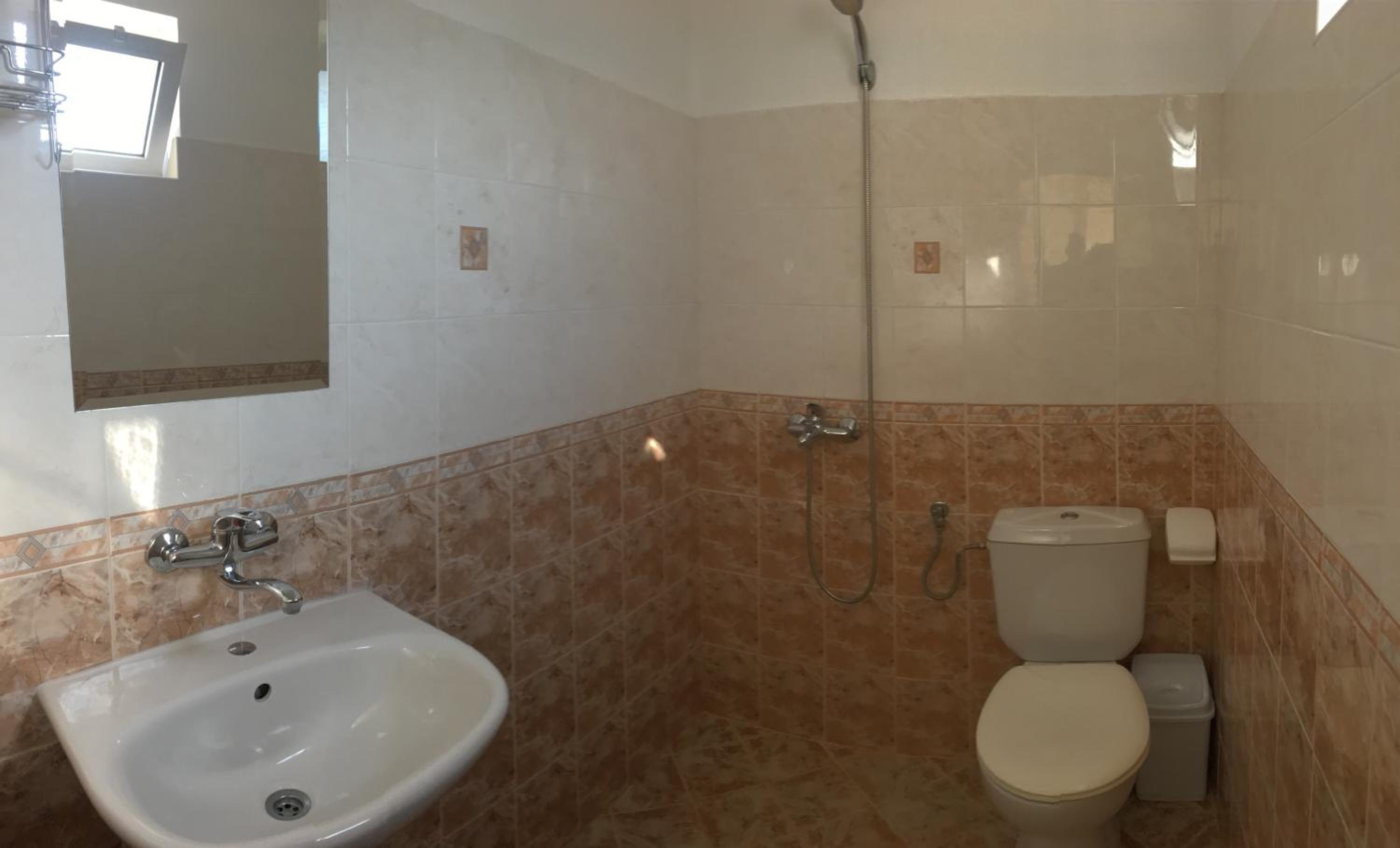 Eleonor Guest House