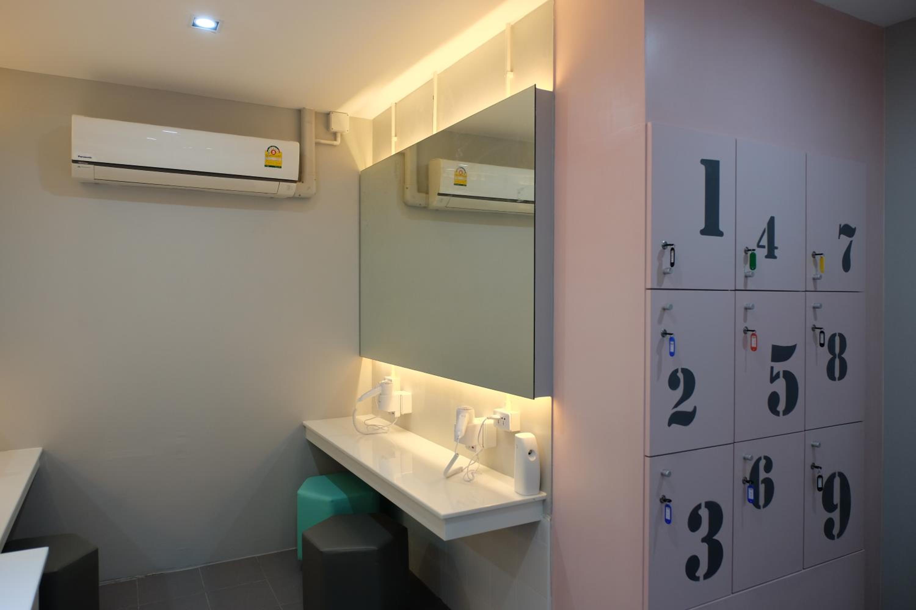 Siam Stadium Hostel