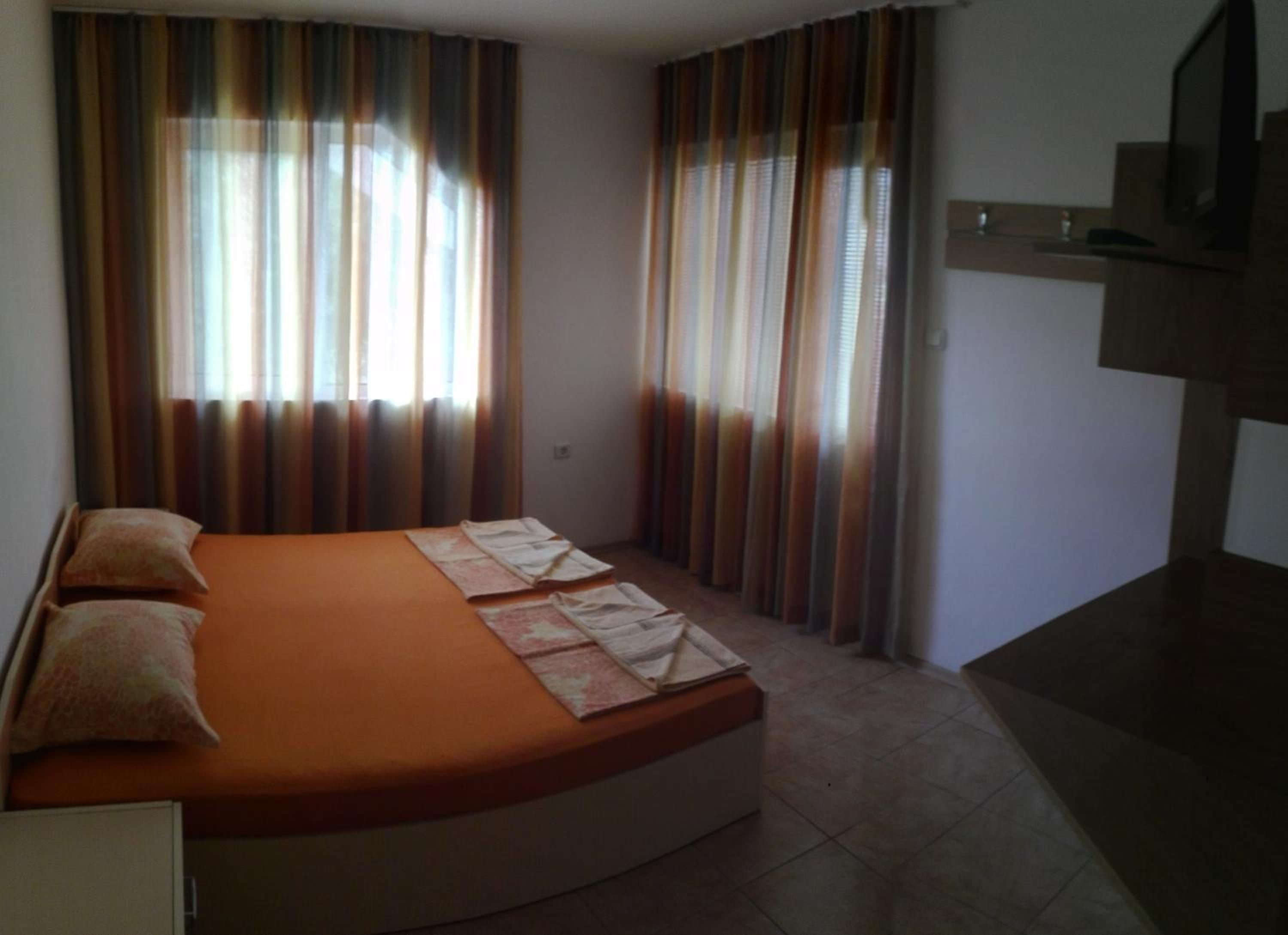 Eleonor Guest House