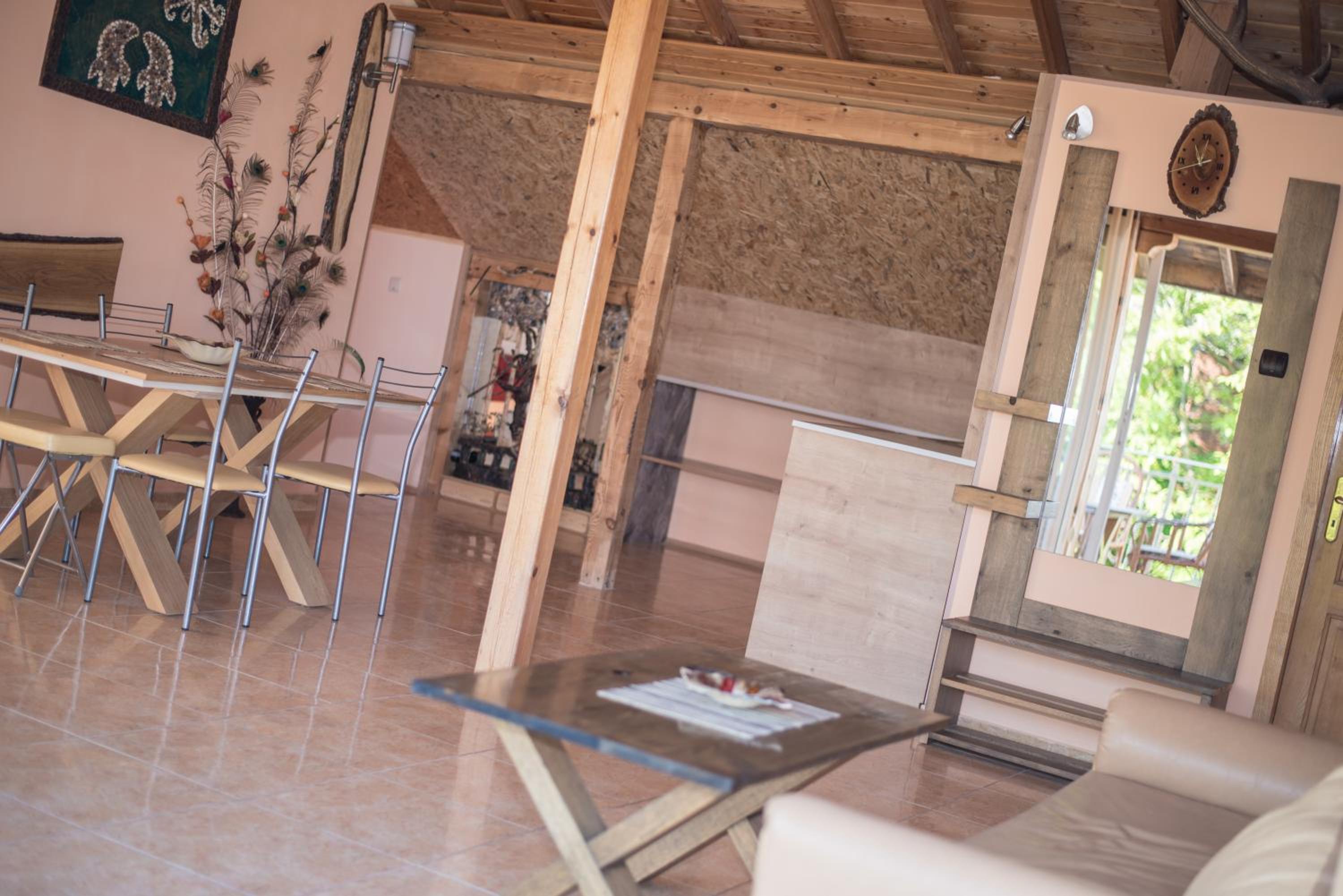 Eleonor Guest House