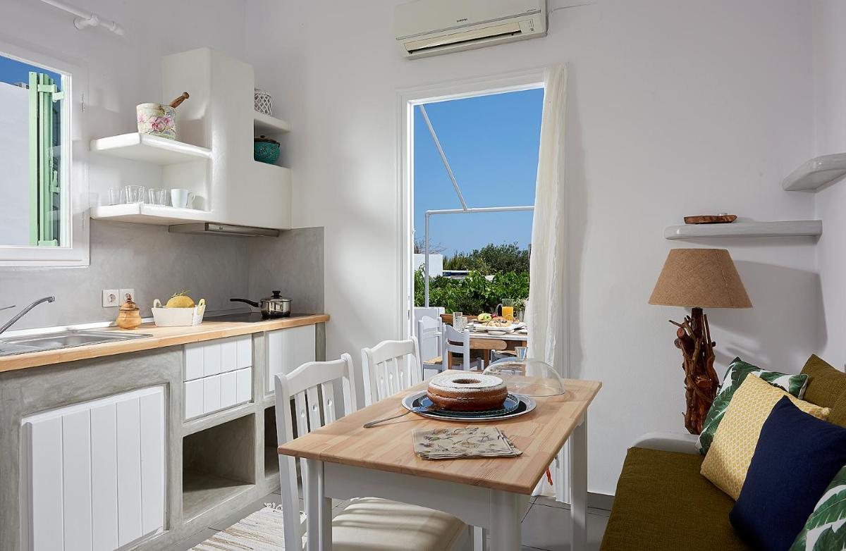 Eleni House
