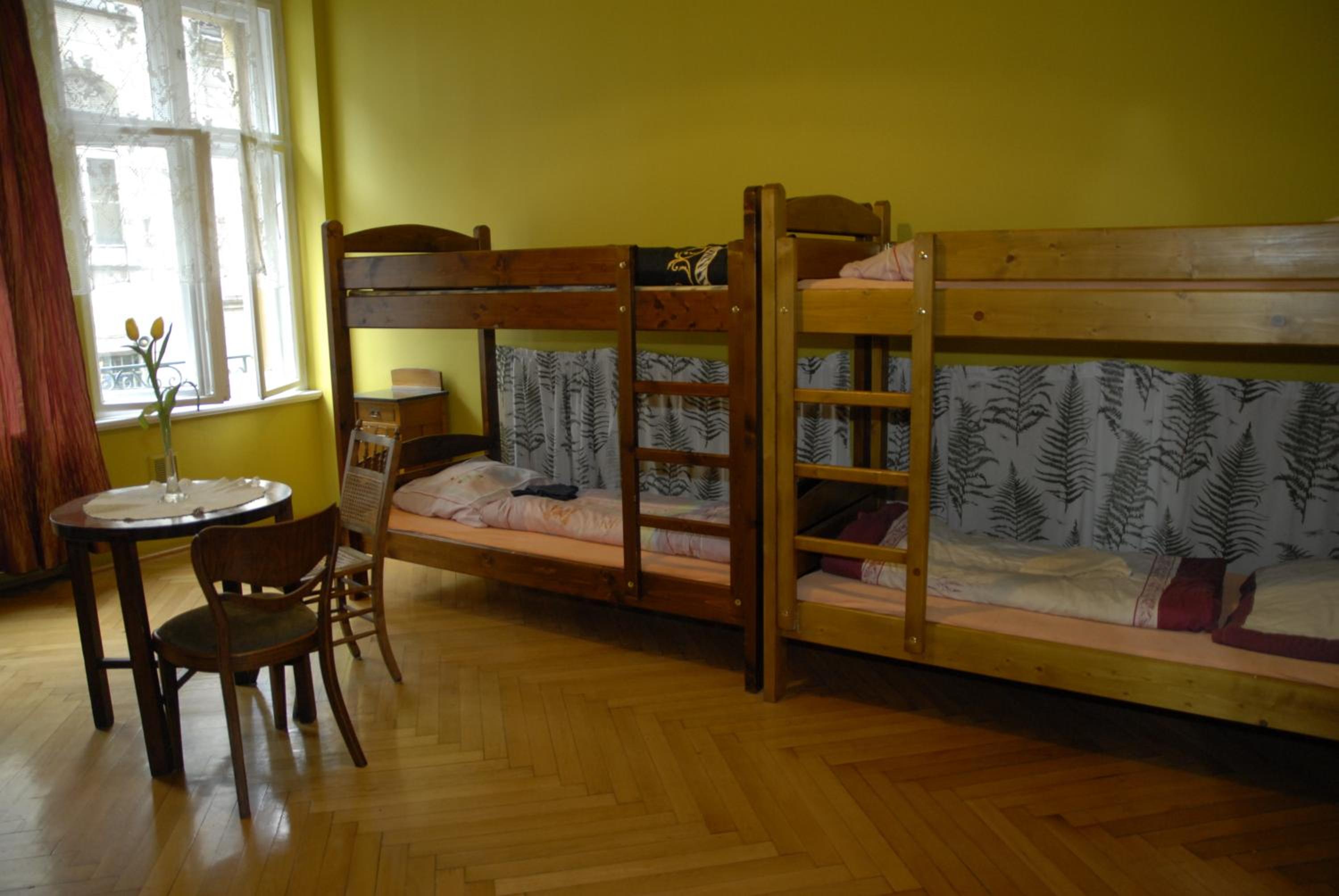 Hostel, Pokoje gościnne Mleczarnia - Ozonowane