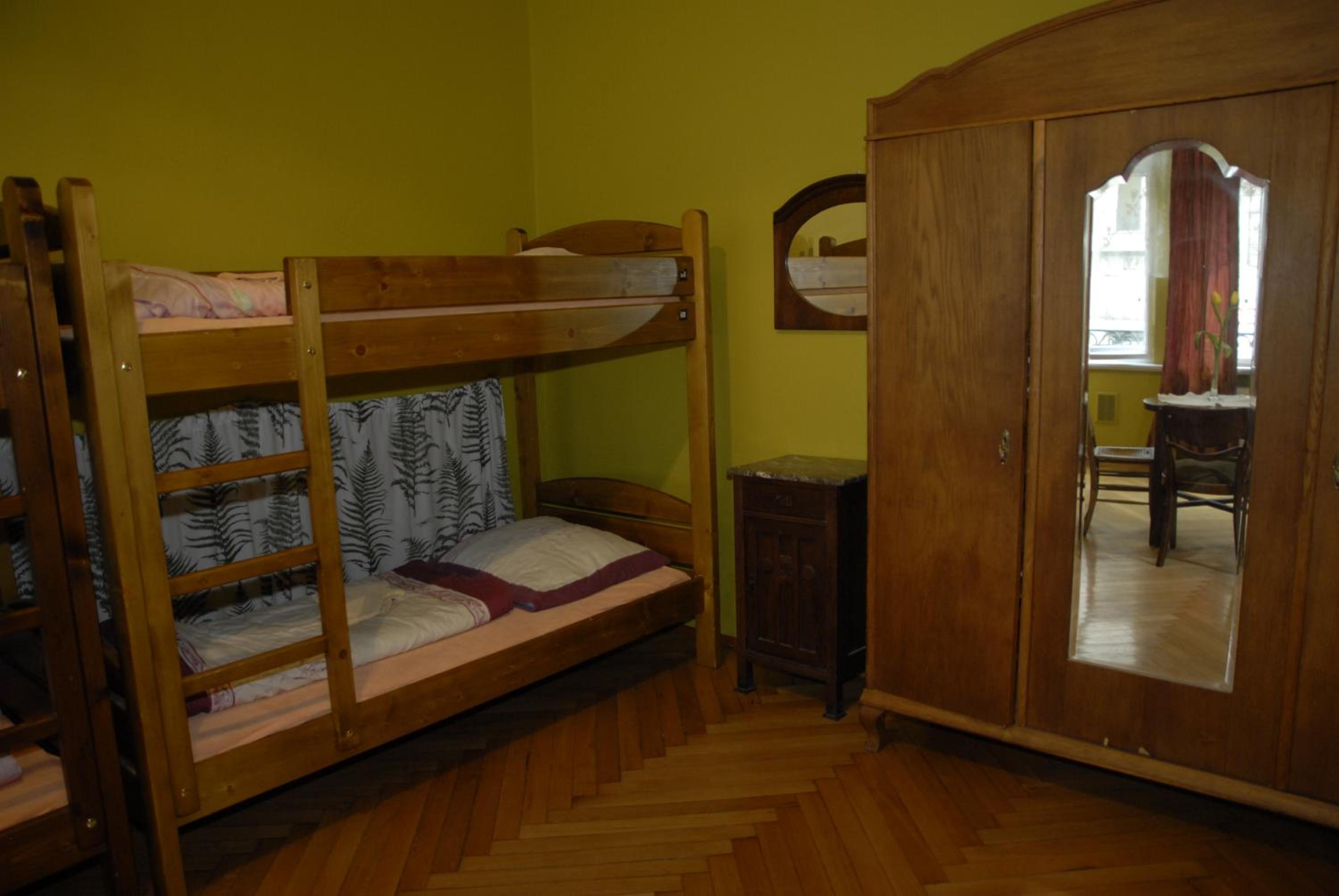 Hostel, Pokoje gościnne Mleczarnia - Ozonowane
