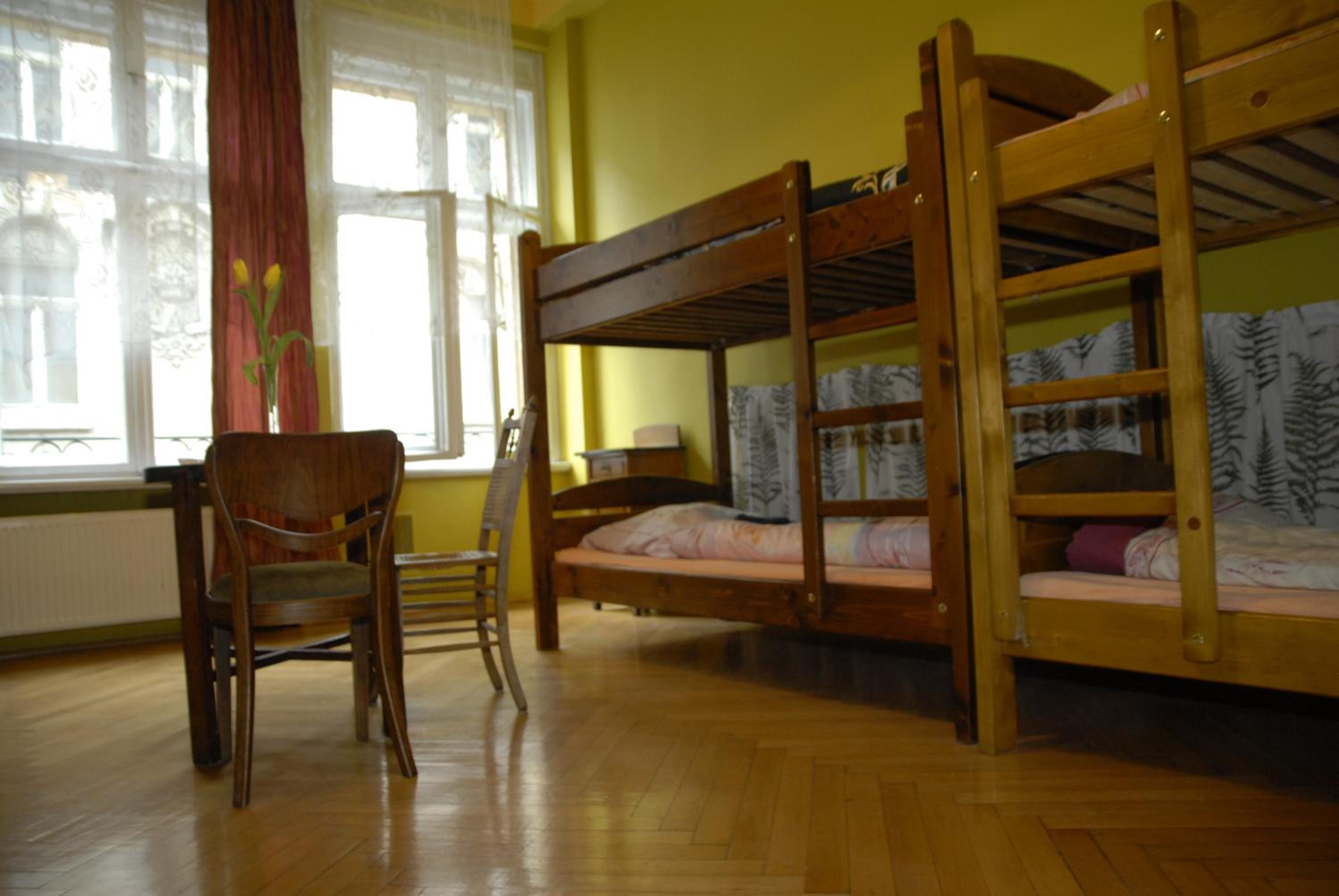 Hostel, Pokoje gościnne Mleczarnia - Ozonowane
