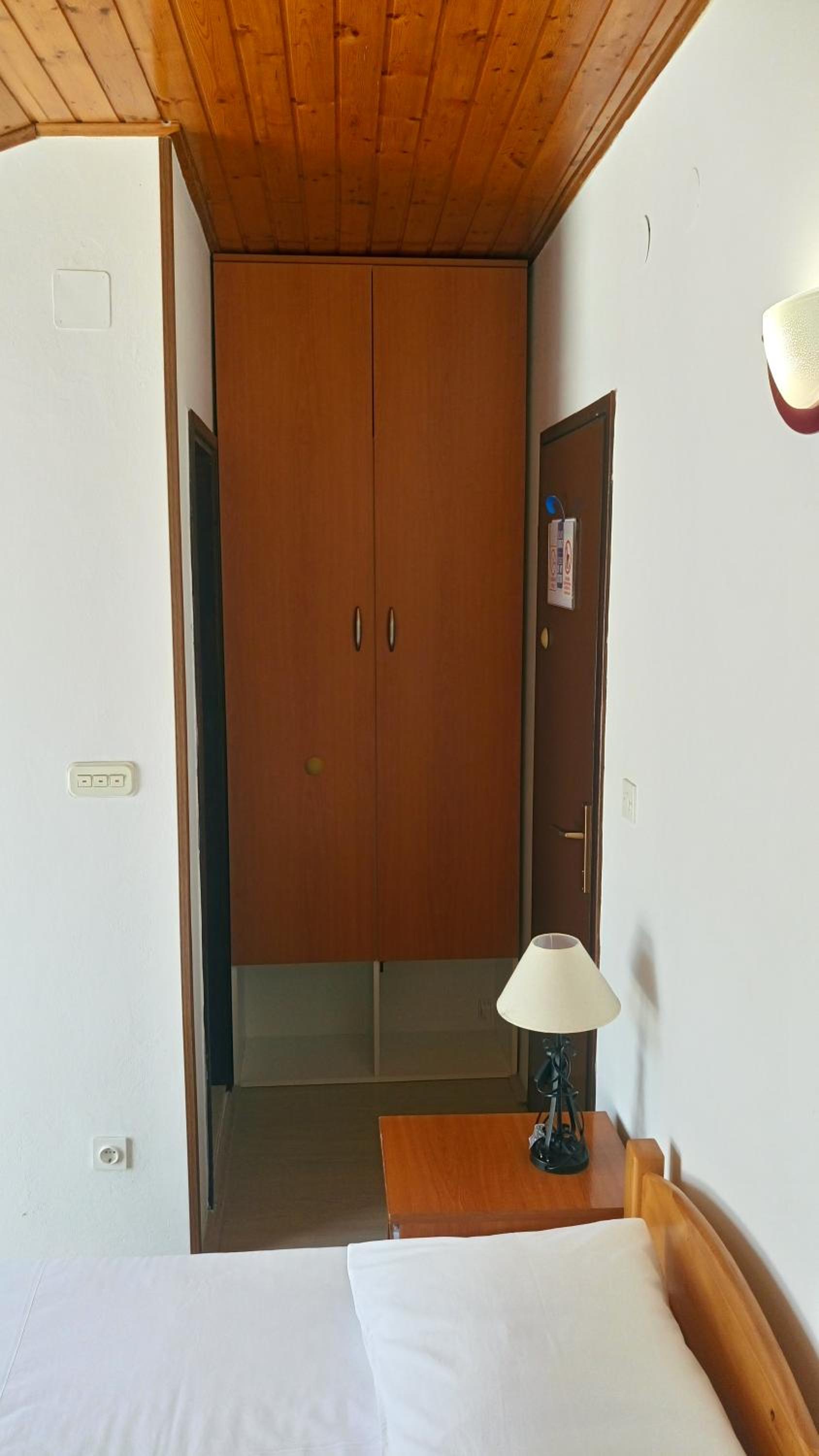 Photo 52