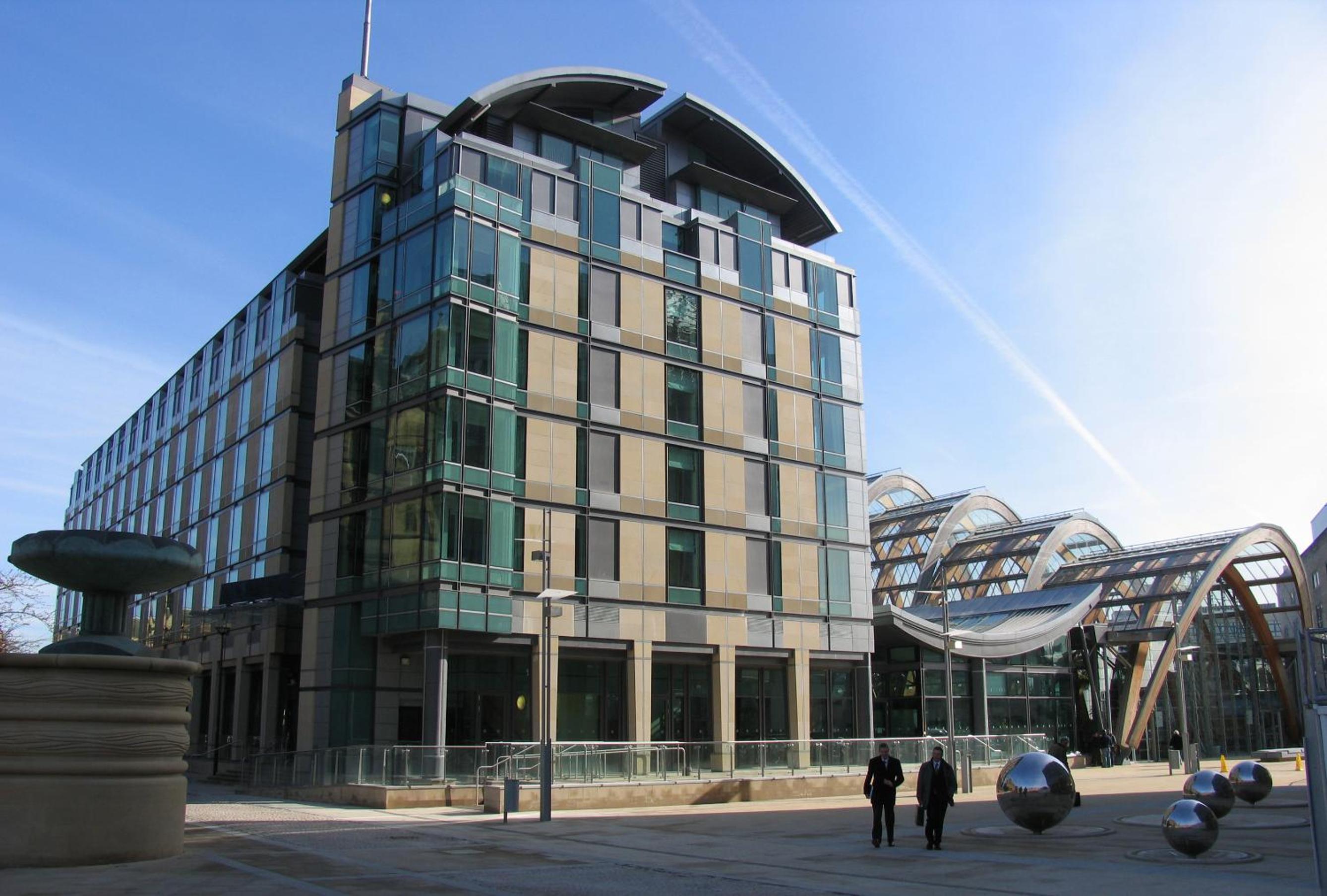 Hotel Mercure Sheffield St Paul's Hotel & Spa - Image 1