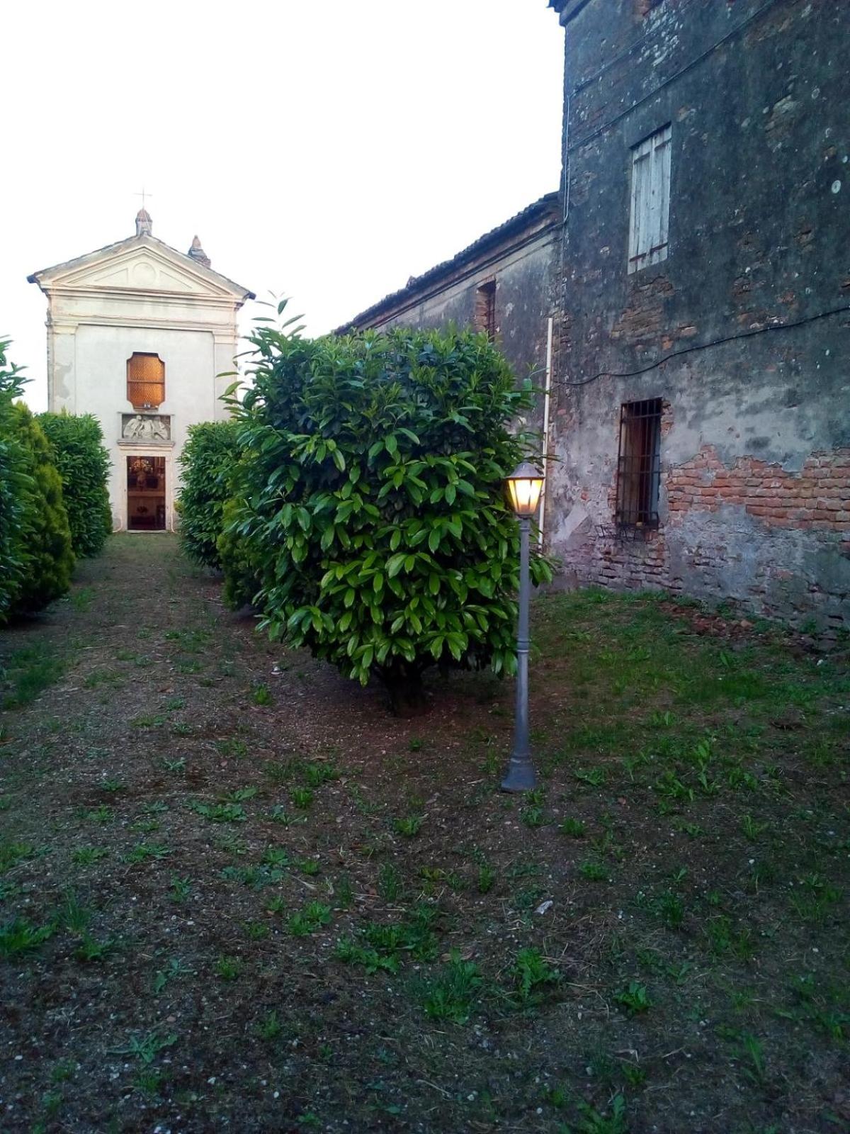 Photo 33