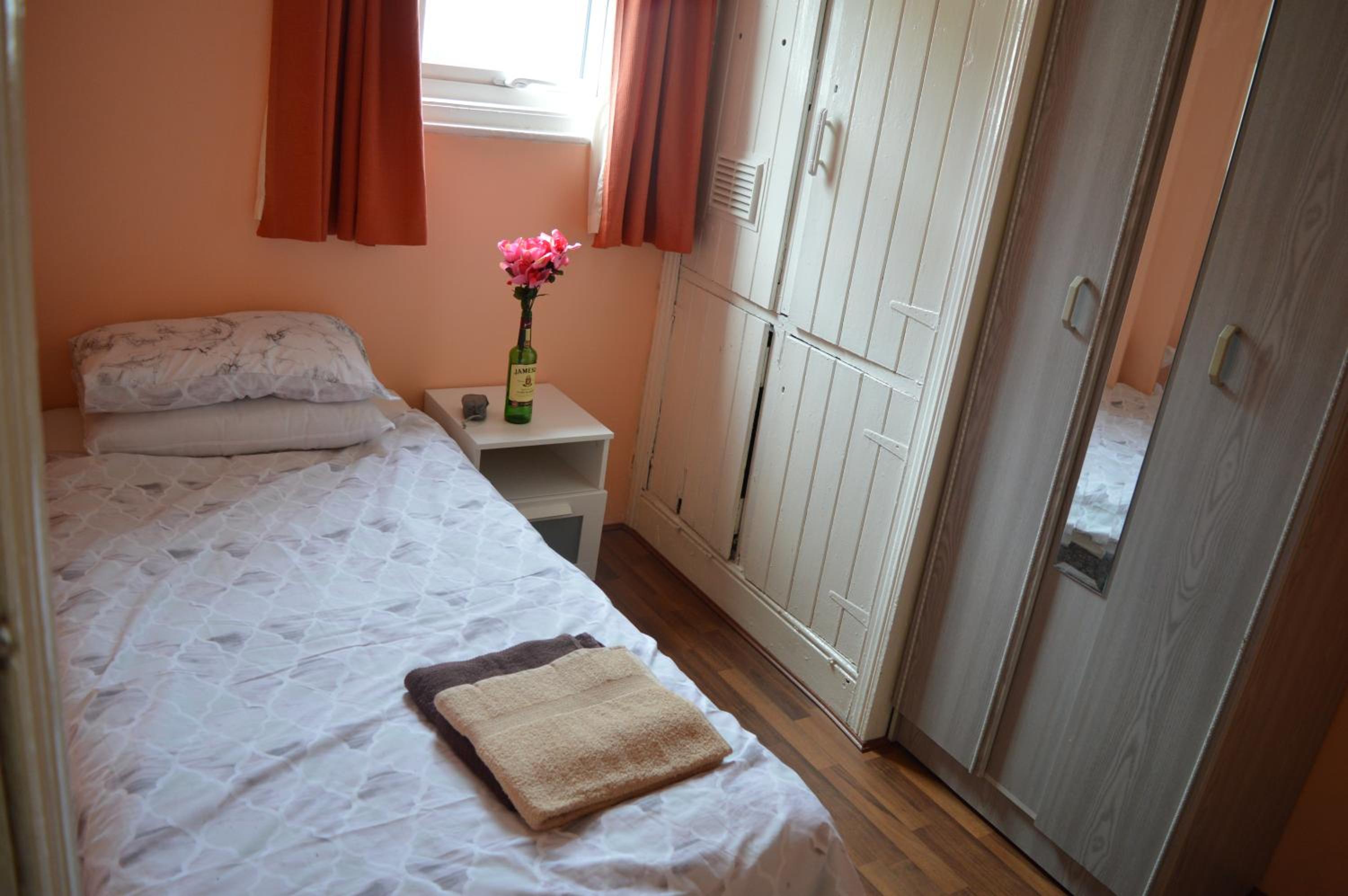 Library View Villa Holiday Home
