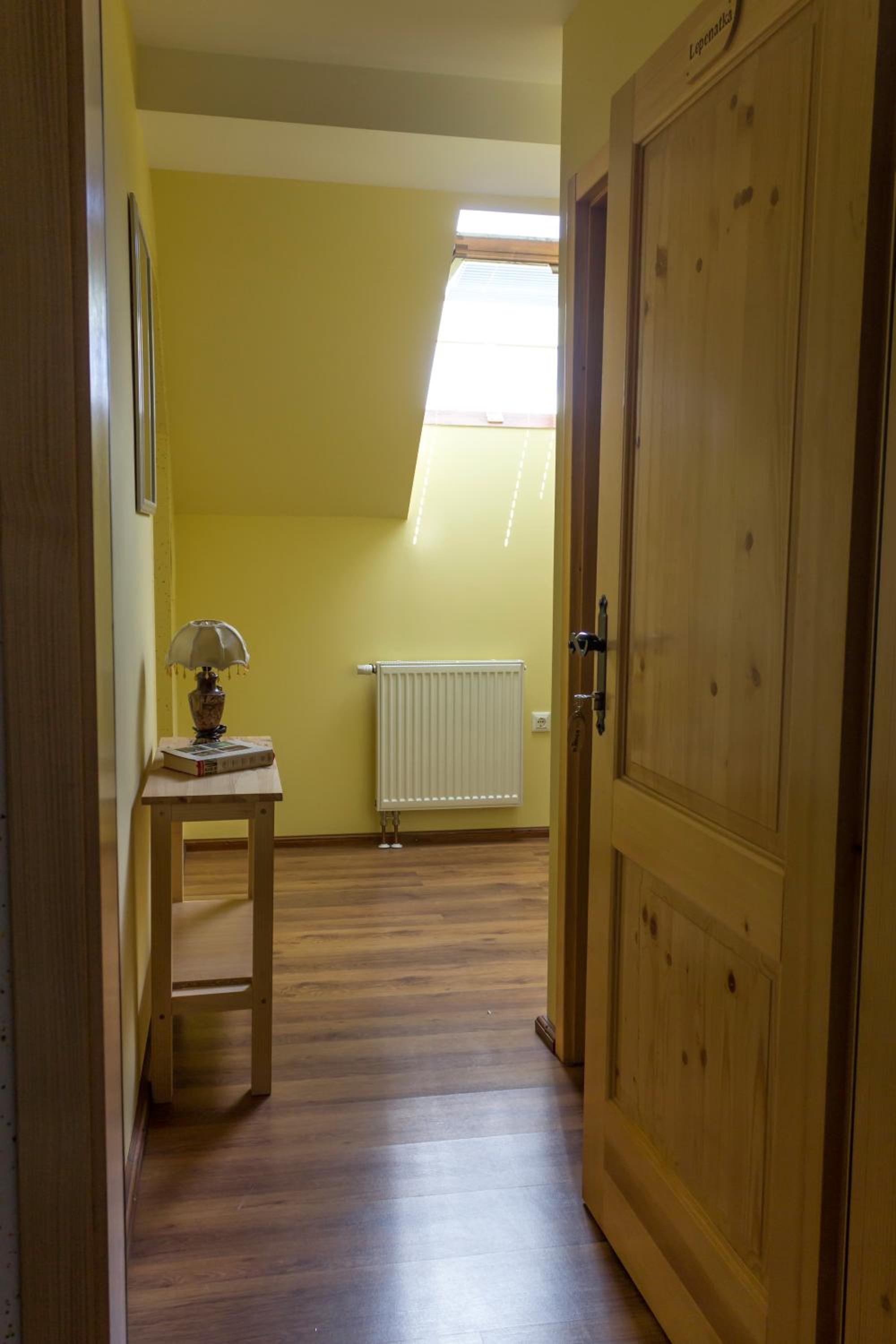 Photo 38