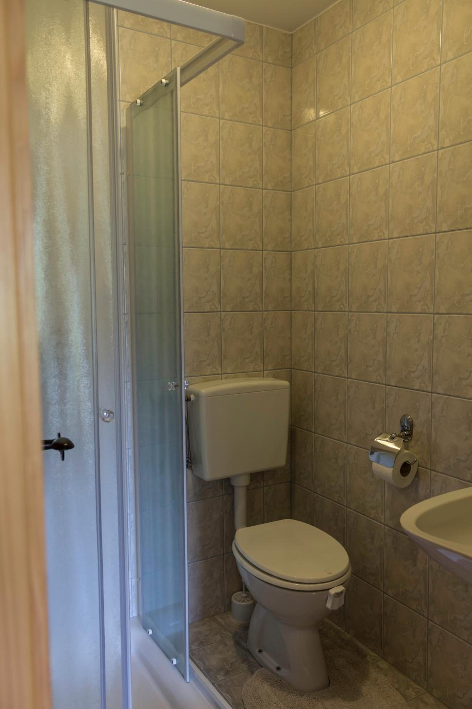 Photo 46