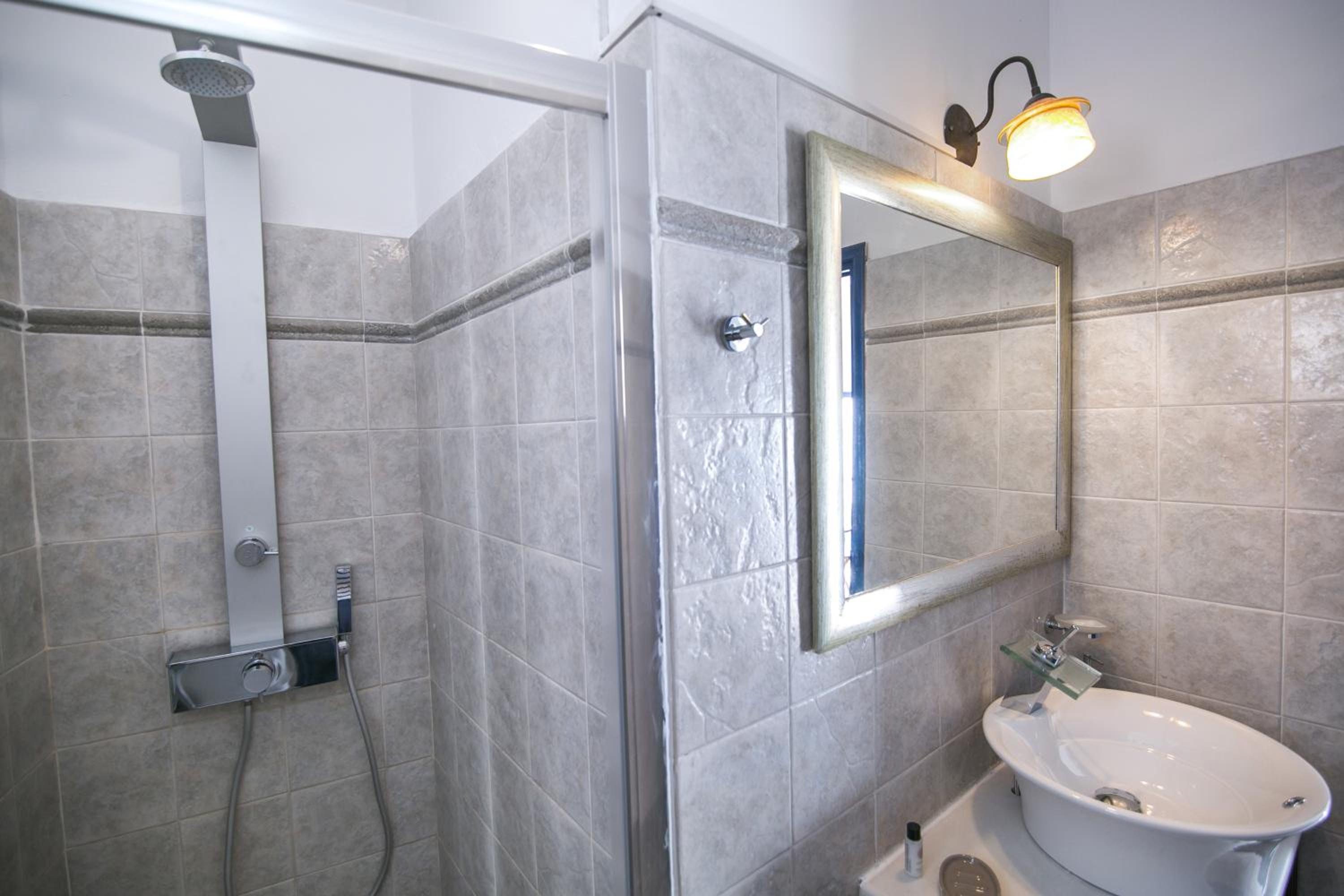 Photo 72