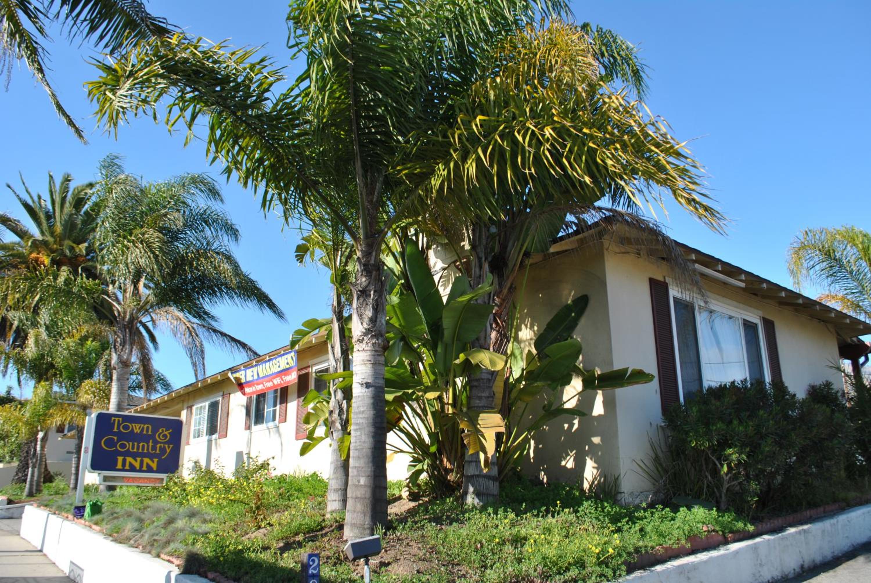 Town and Country Inn
