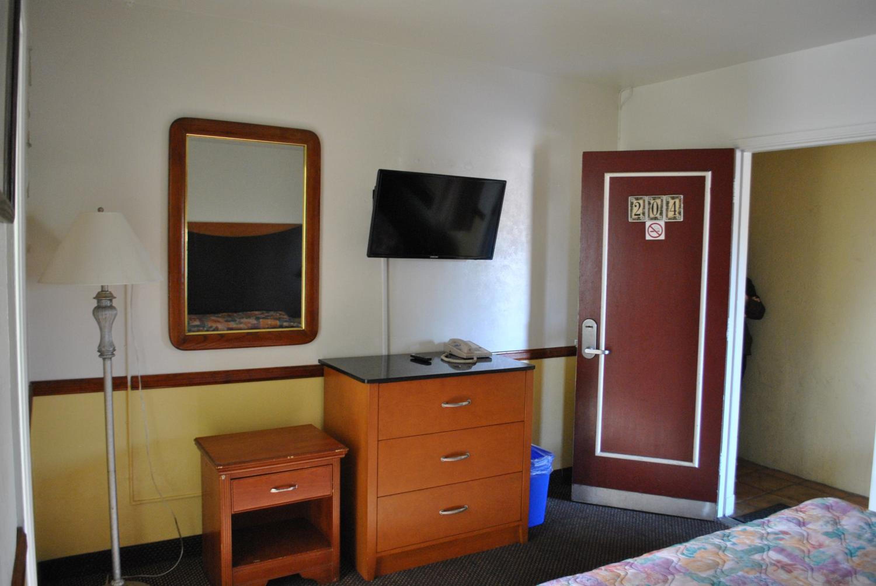 Town and Country Inn