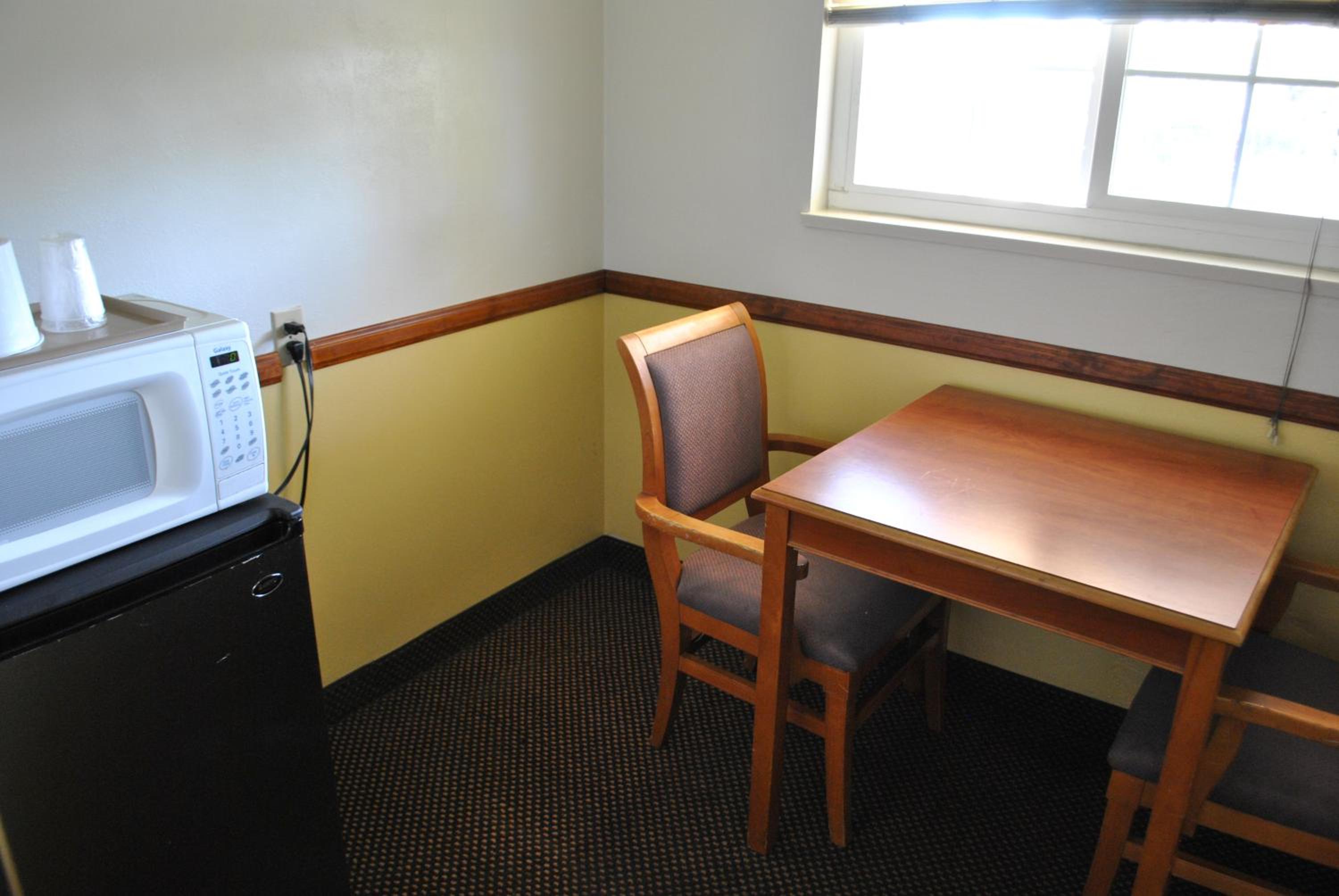 Town and Country Inn