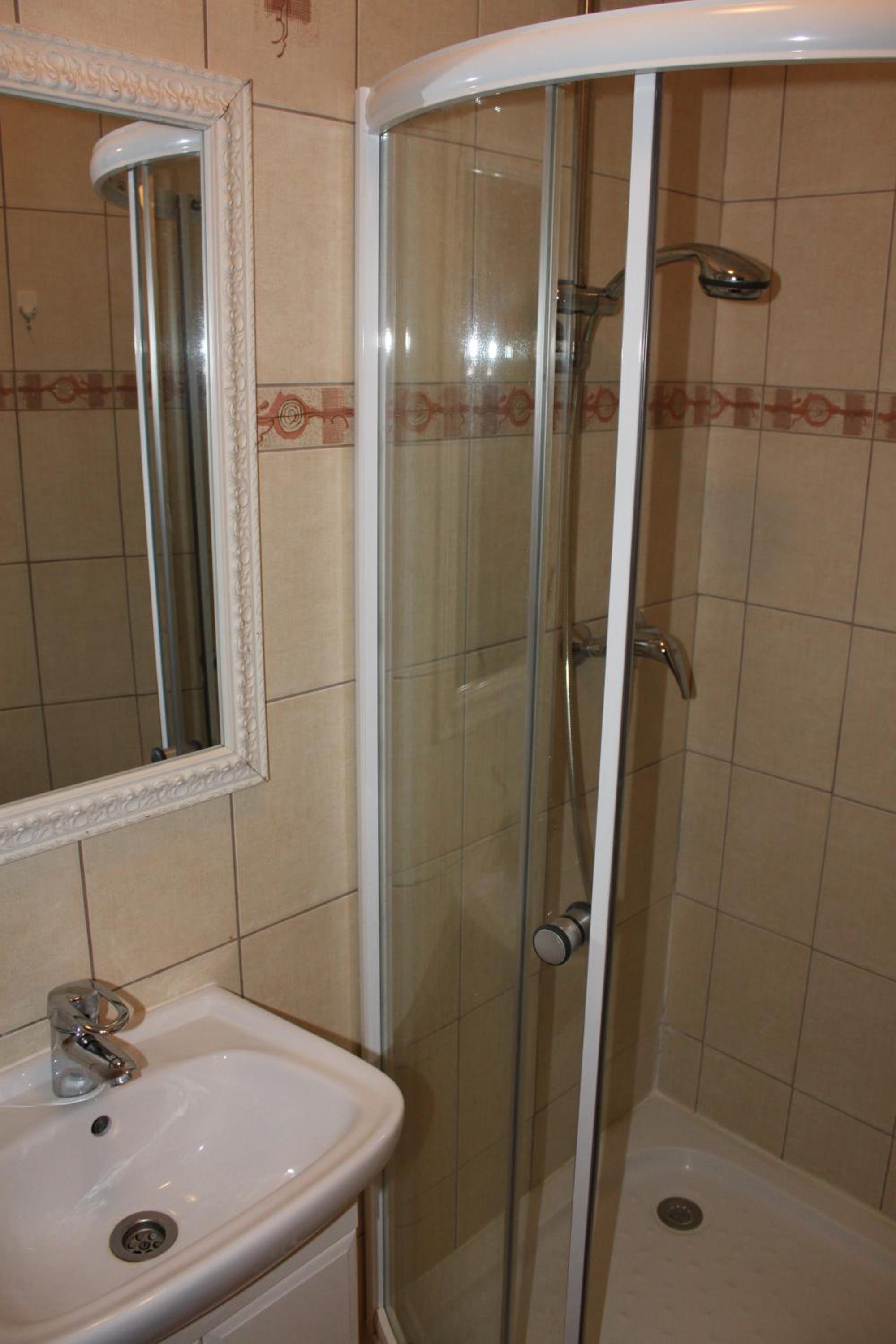 Photo 47