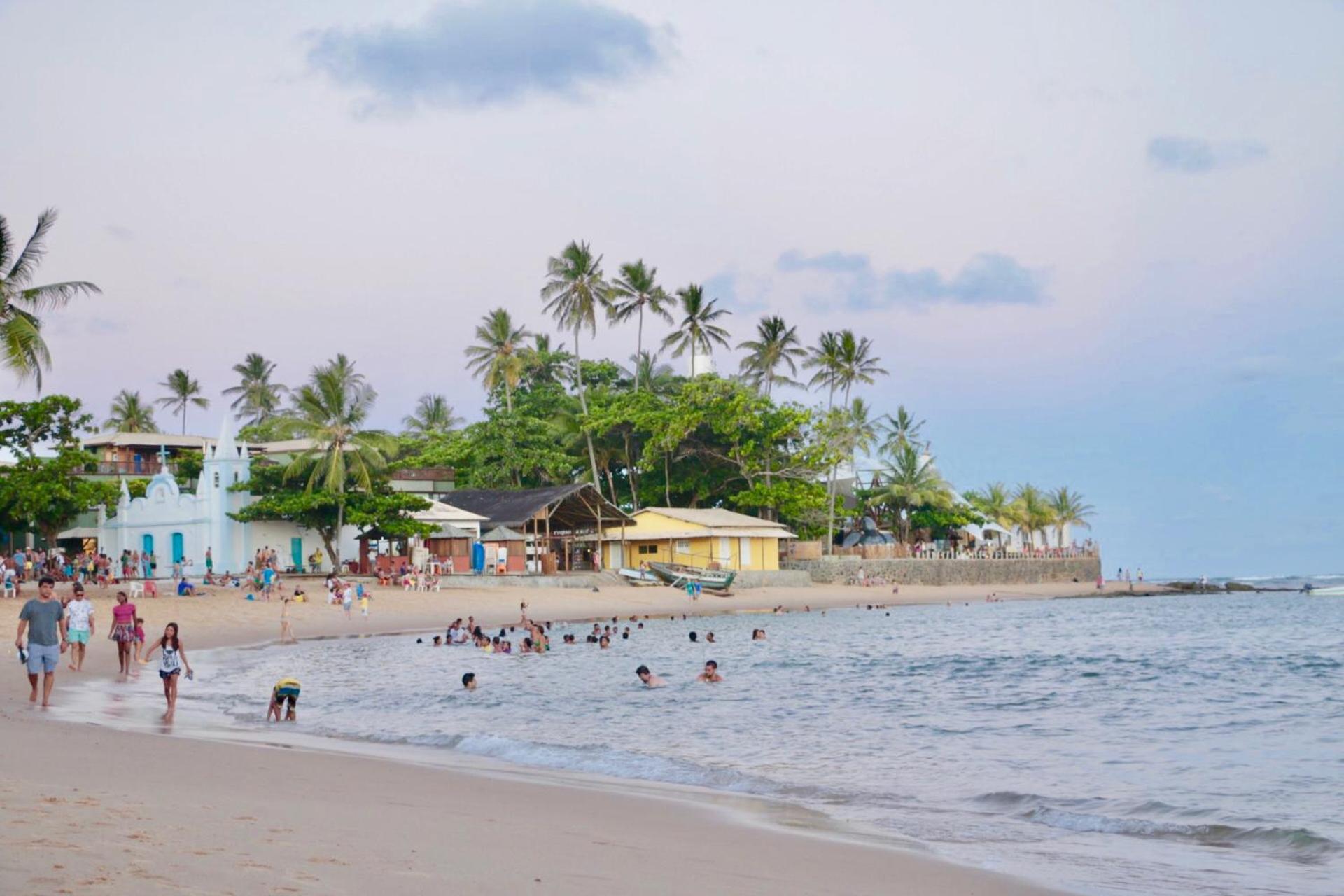 Vilarejo Do Farol, Praia do Forte