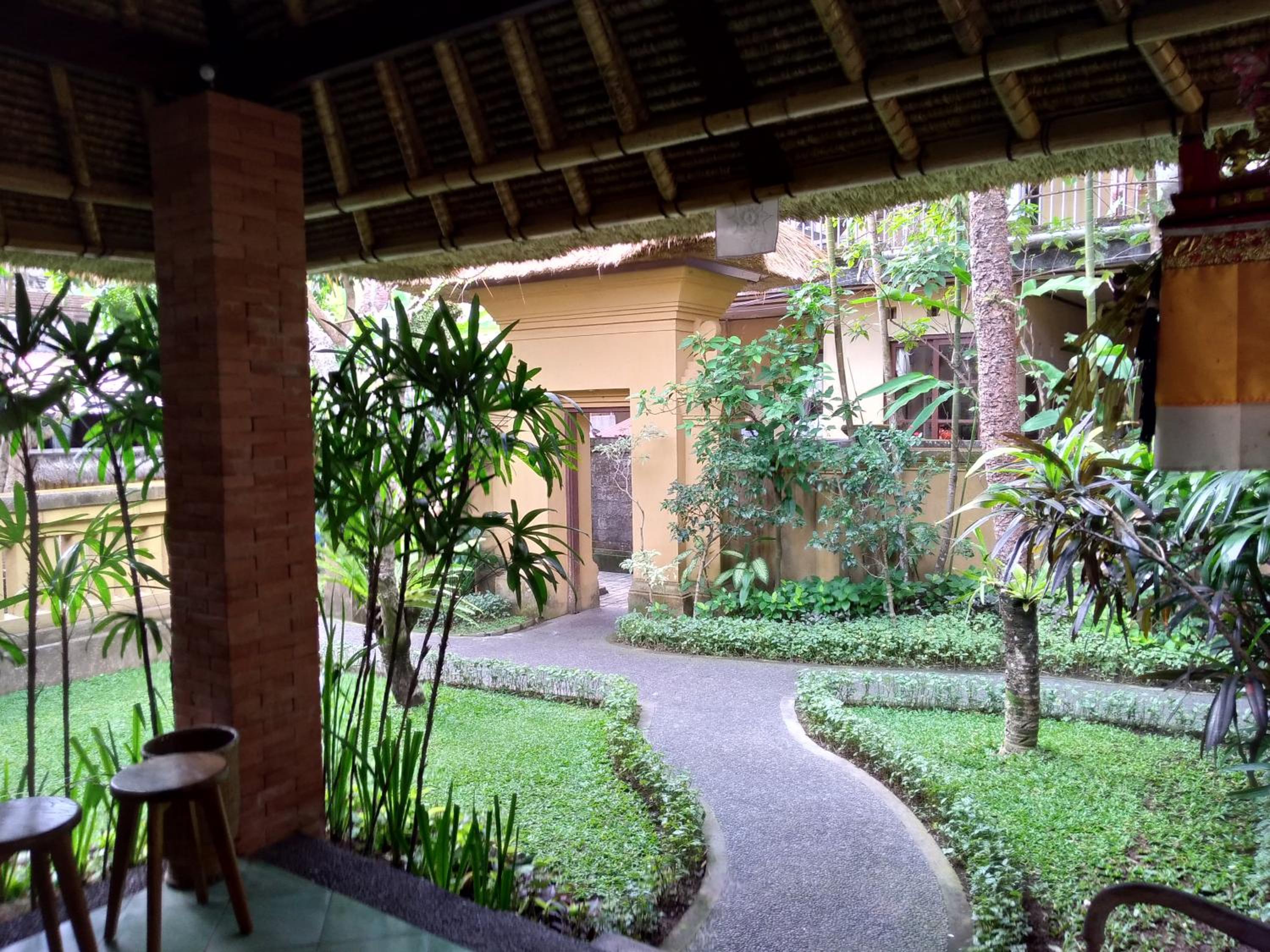 Ubud Lestari Bungalows view 3