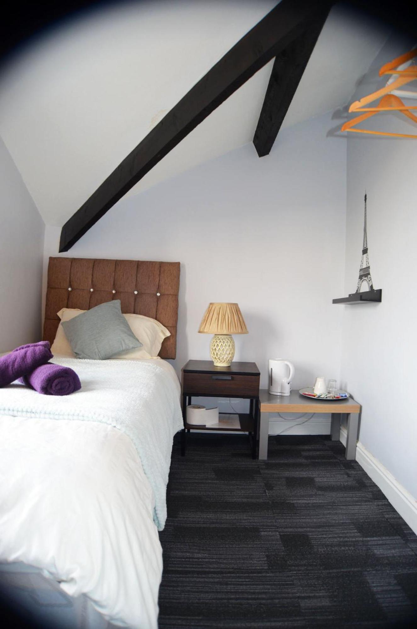 Queens Guesthouse Manchester