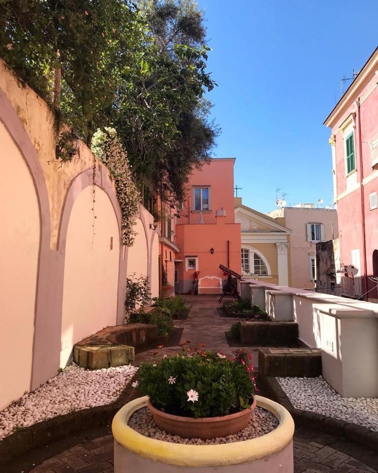 Il Borghetto Apartments & Rooms