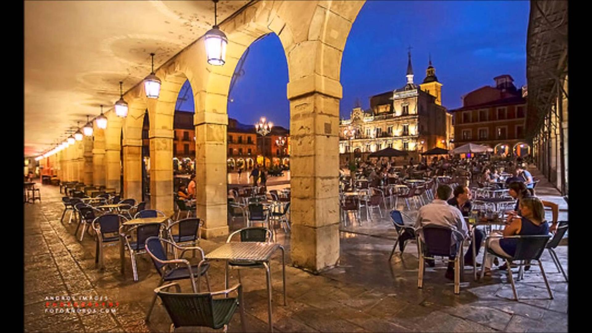 Entrevias Lodging - con Garaje y WIFI