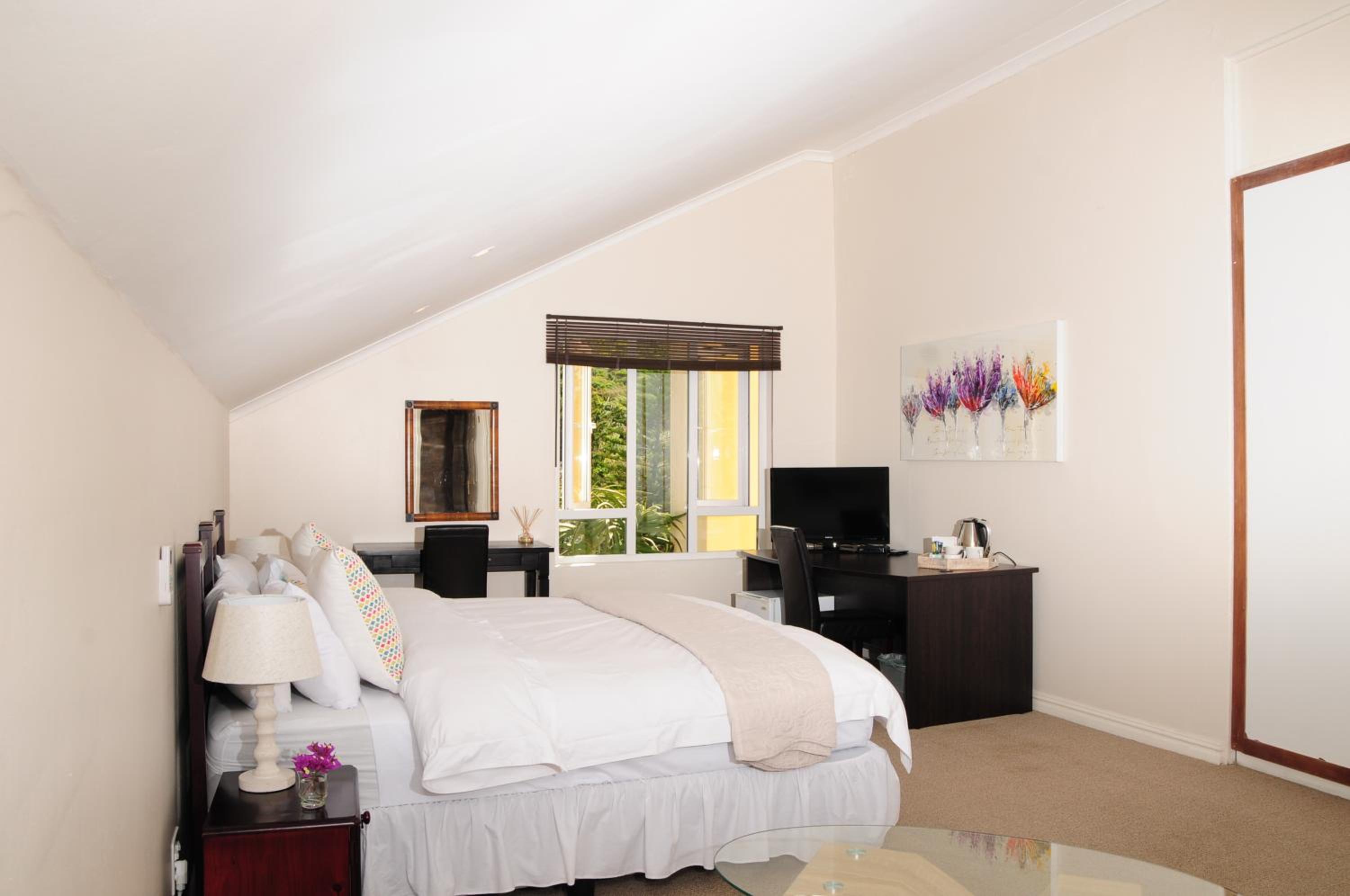 Hout Bay Breeze Guest House