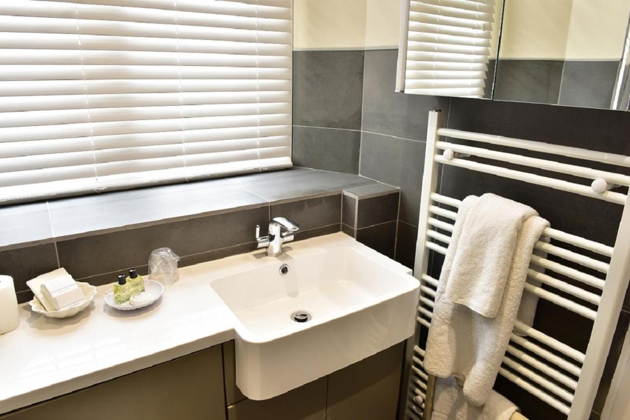 Oxford Vacations - Royal Oxford Hotel - Property Image 36