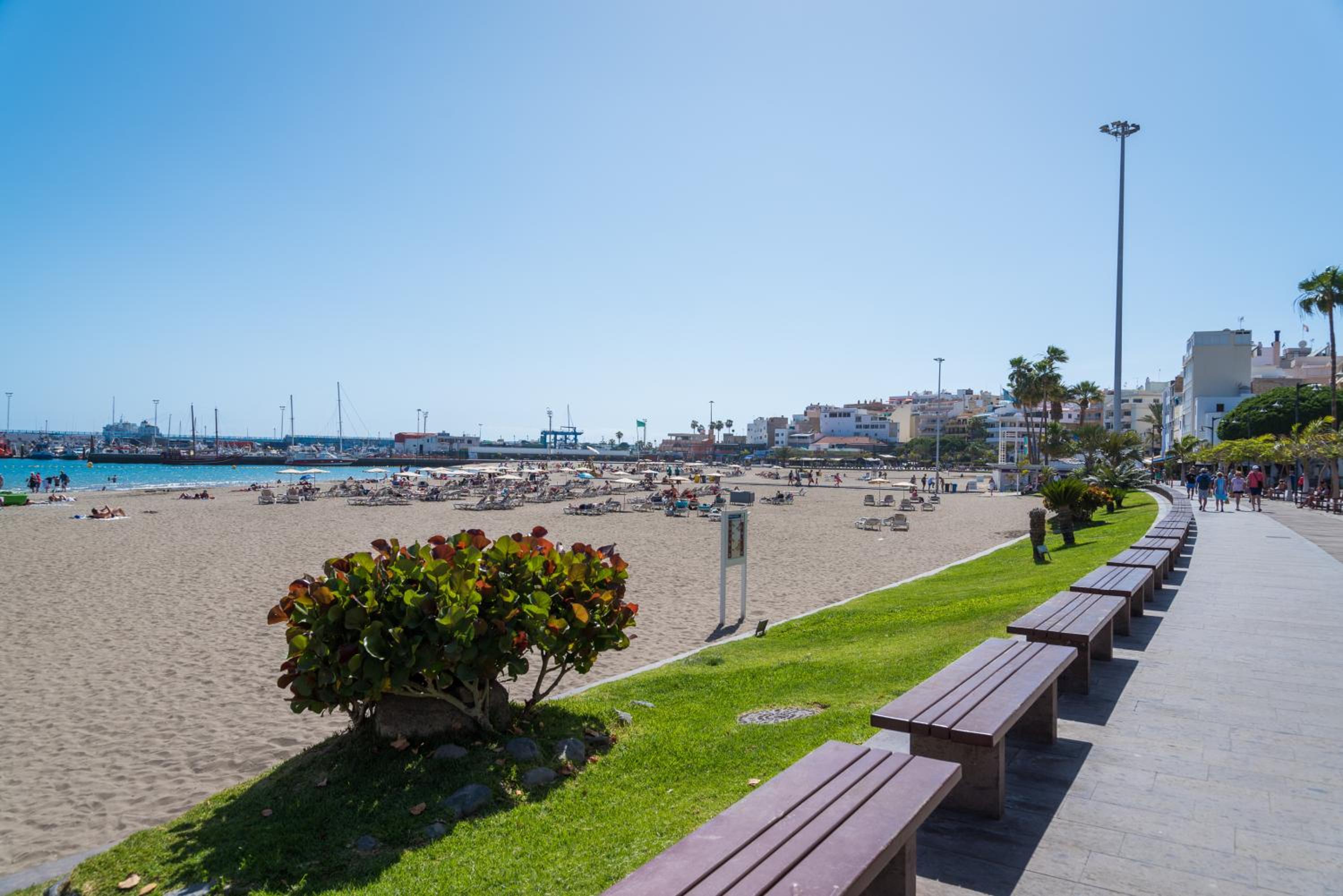Modern Apartment Los Cristianos Center