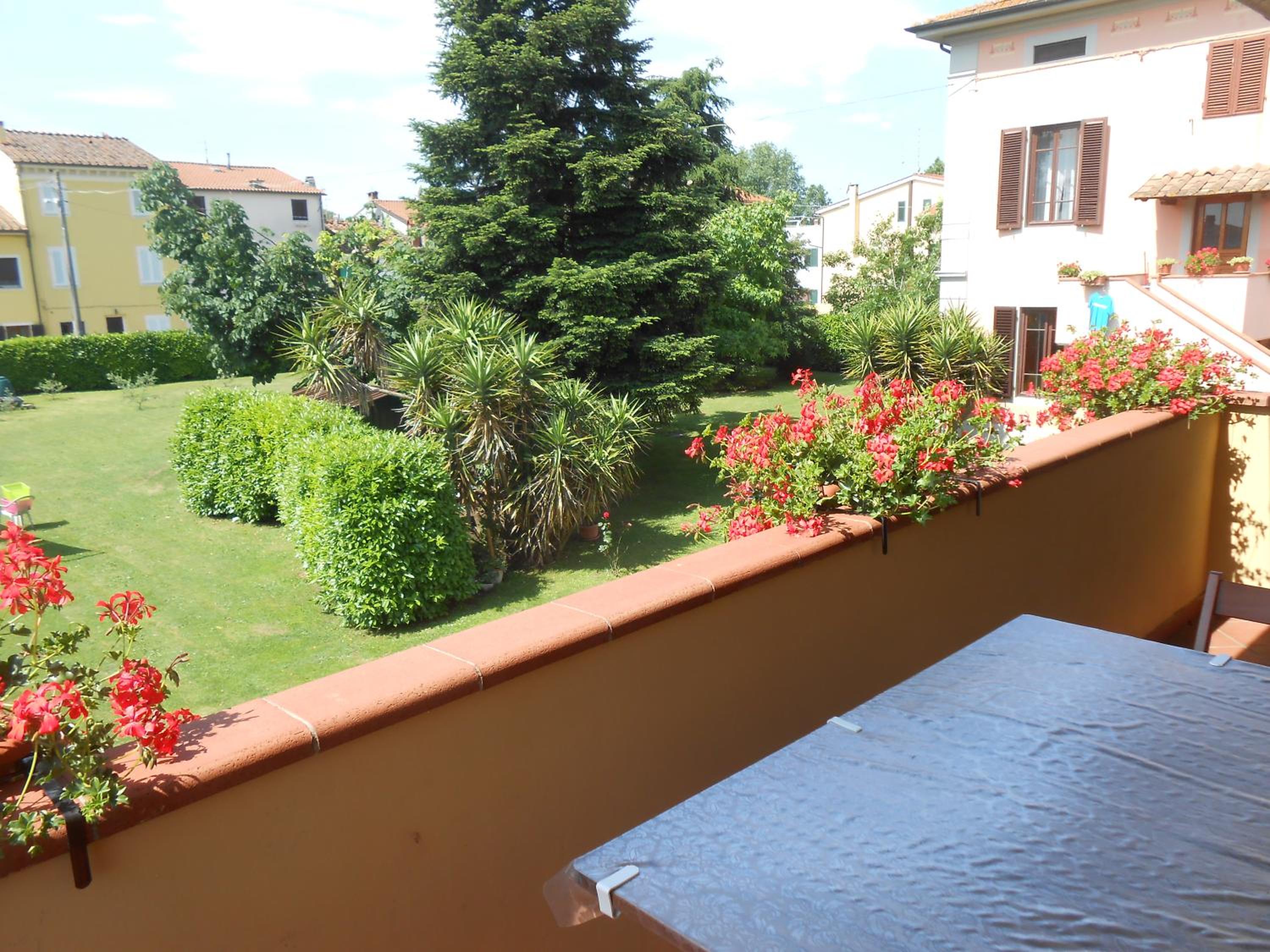 Photo 48