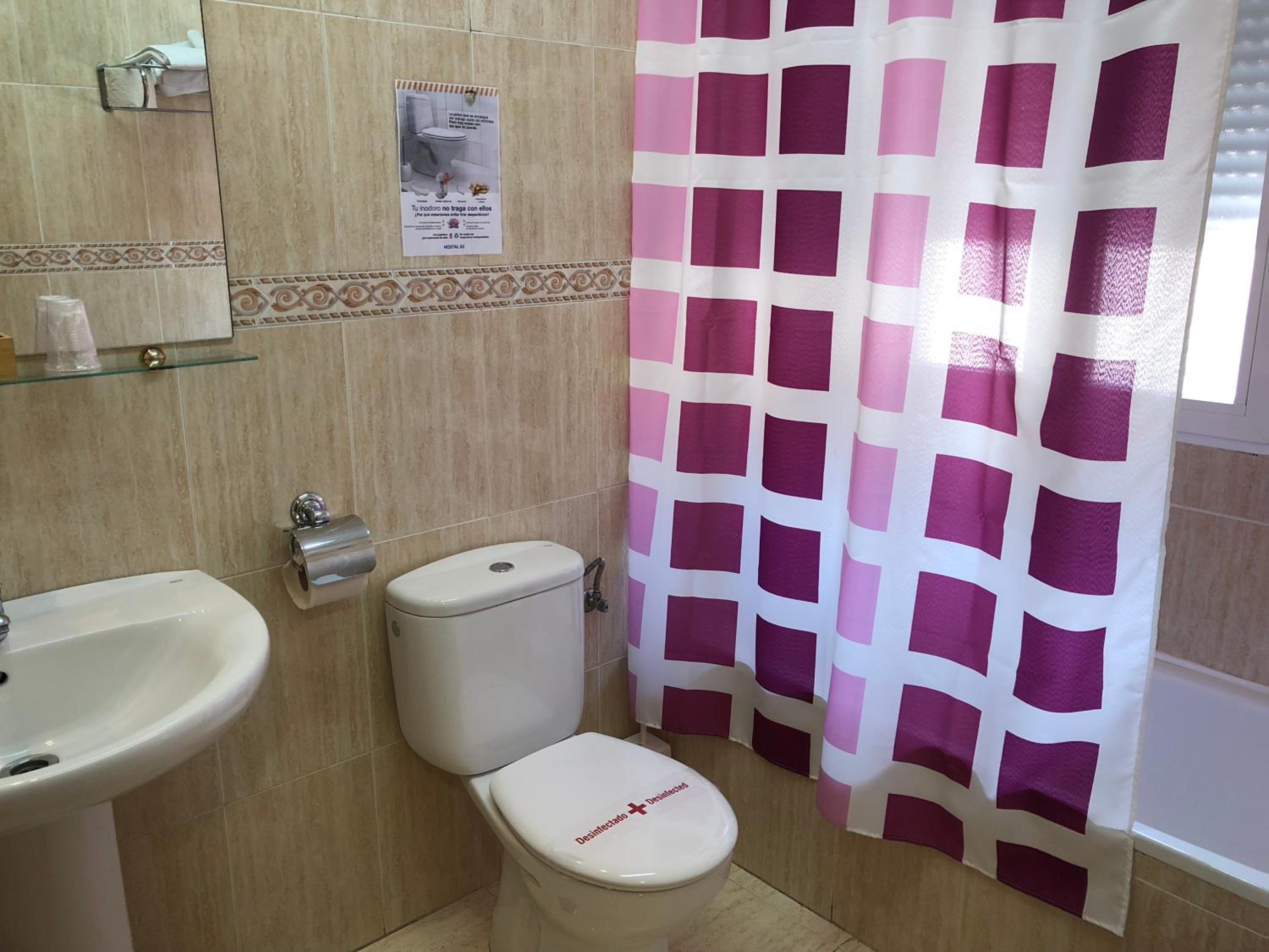 Hostal 82