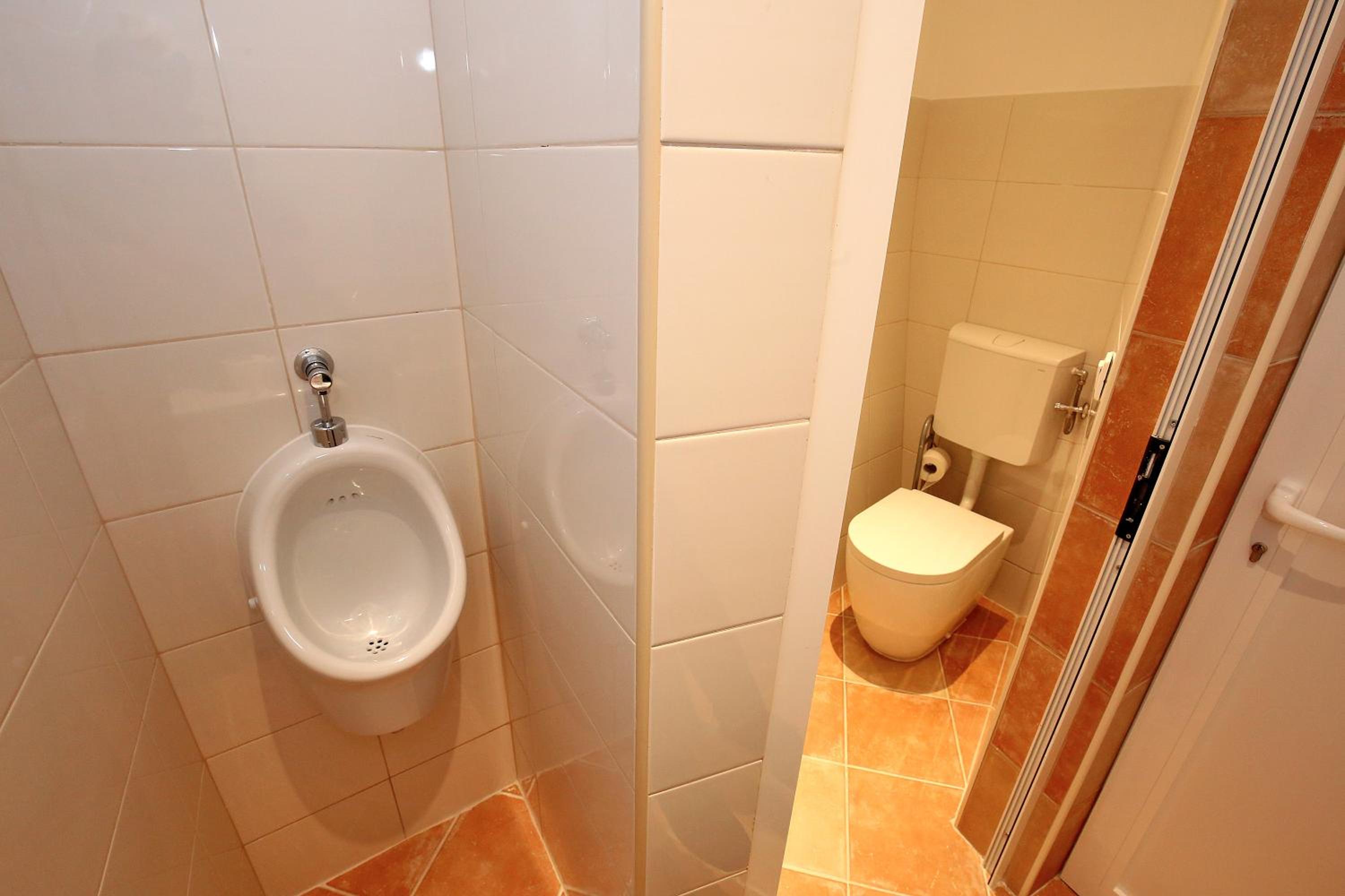 Photo 51