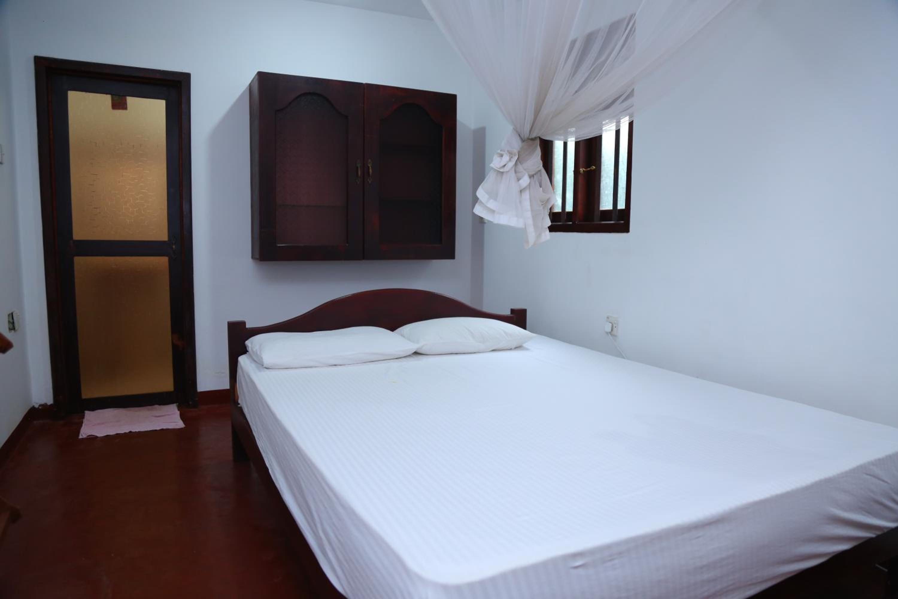 Holiday Home Bentota view 5