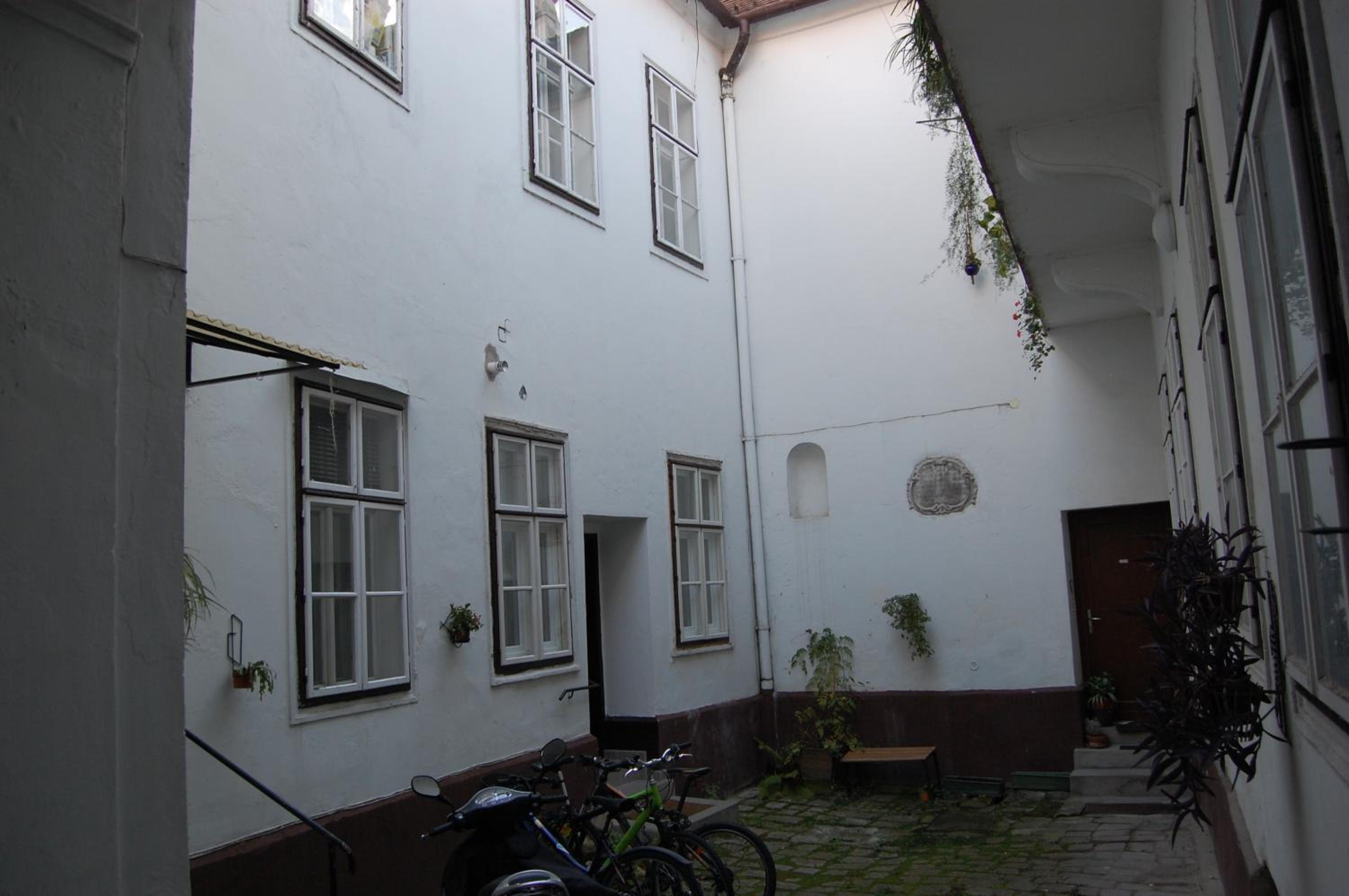 Apartman a Szentlélek u. -3ban view 5