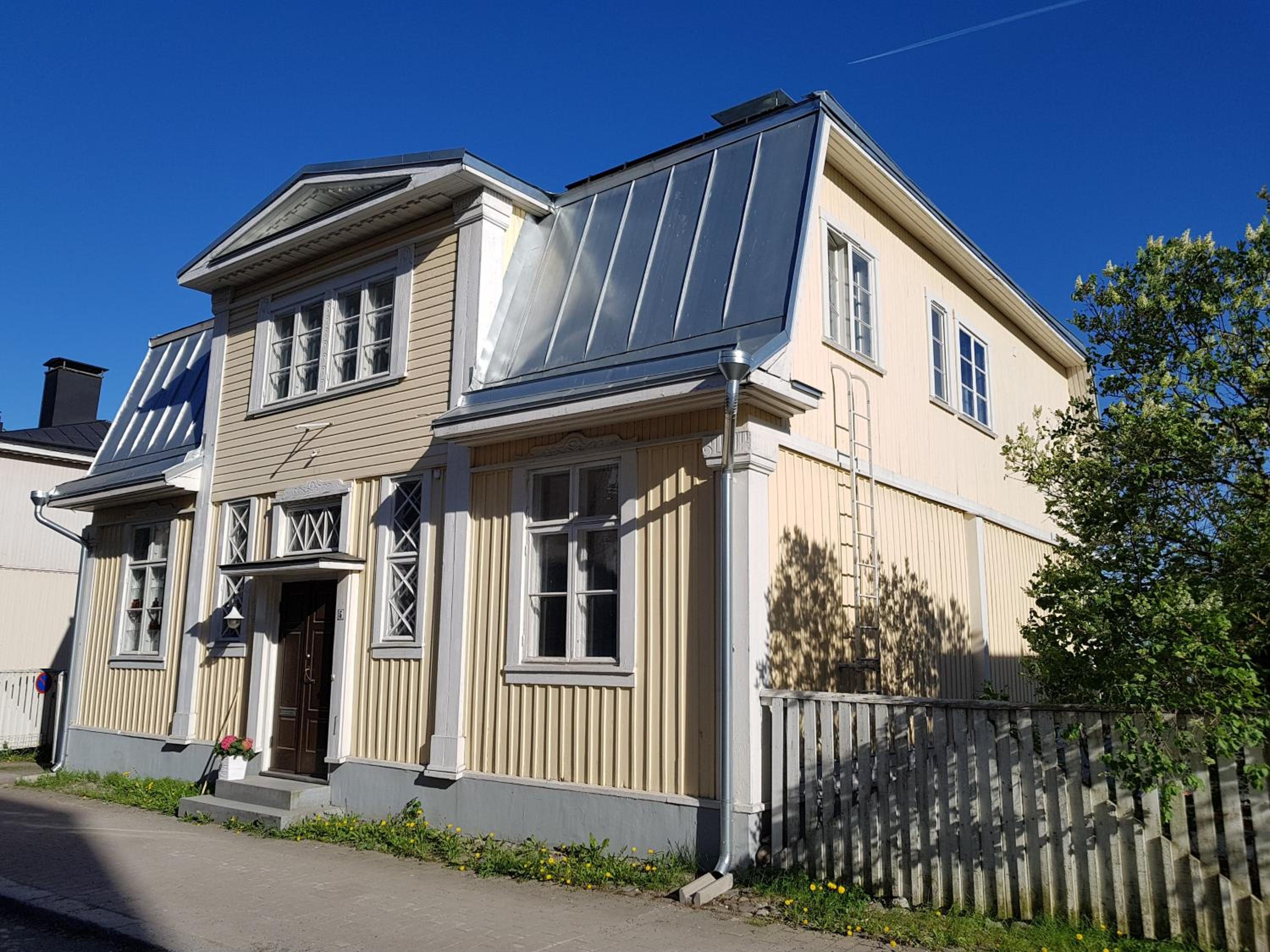 Photo 48