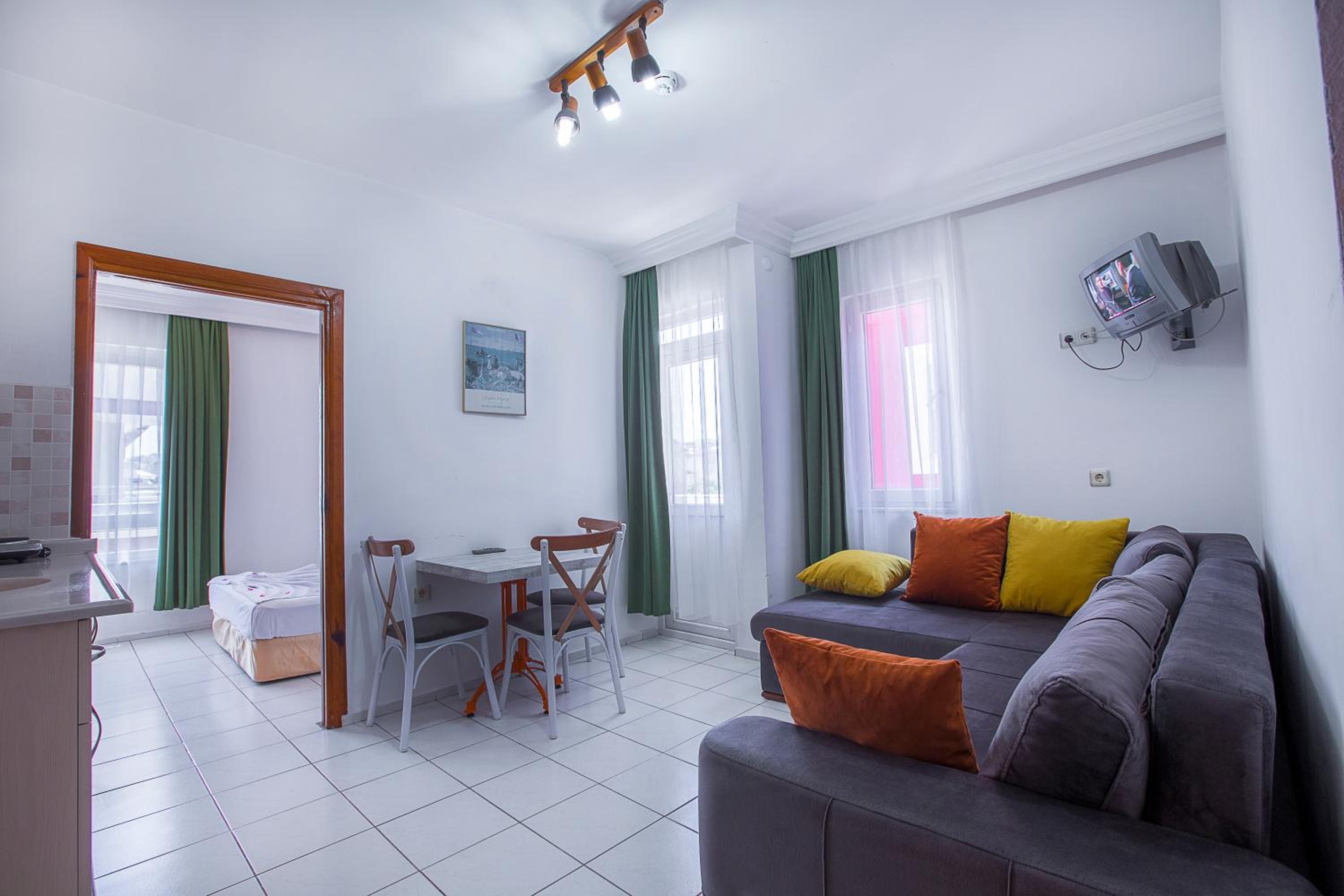 Bayram Apart Hotel - Image 15