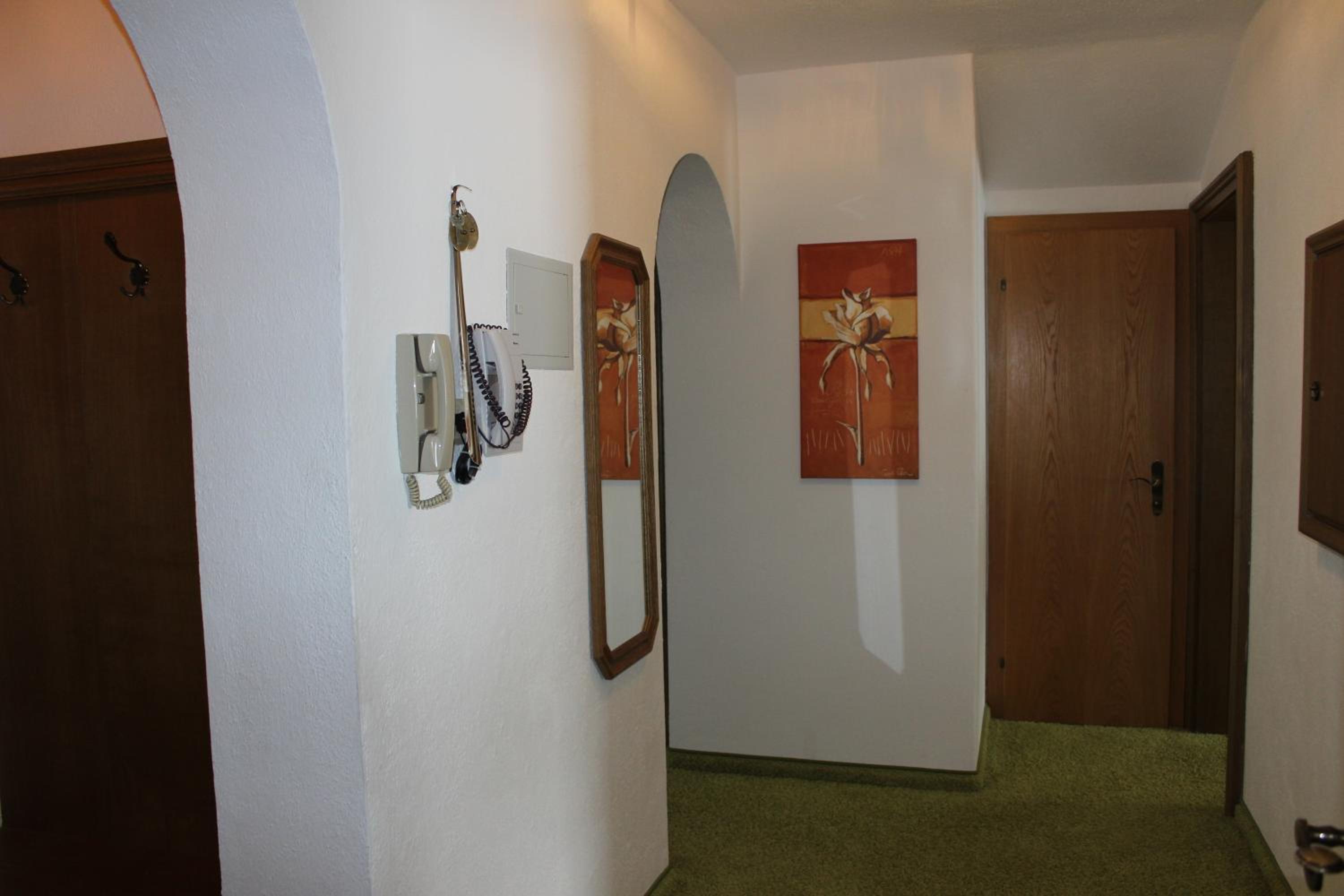 Photo 38