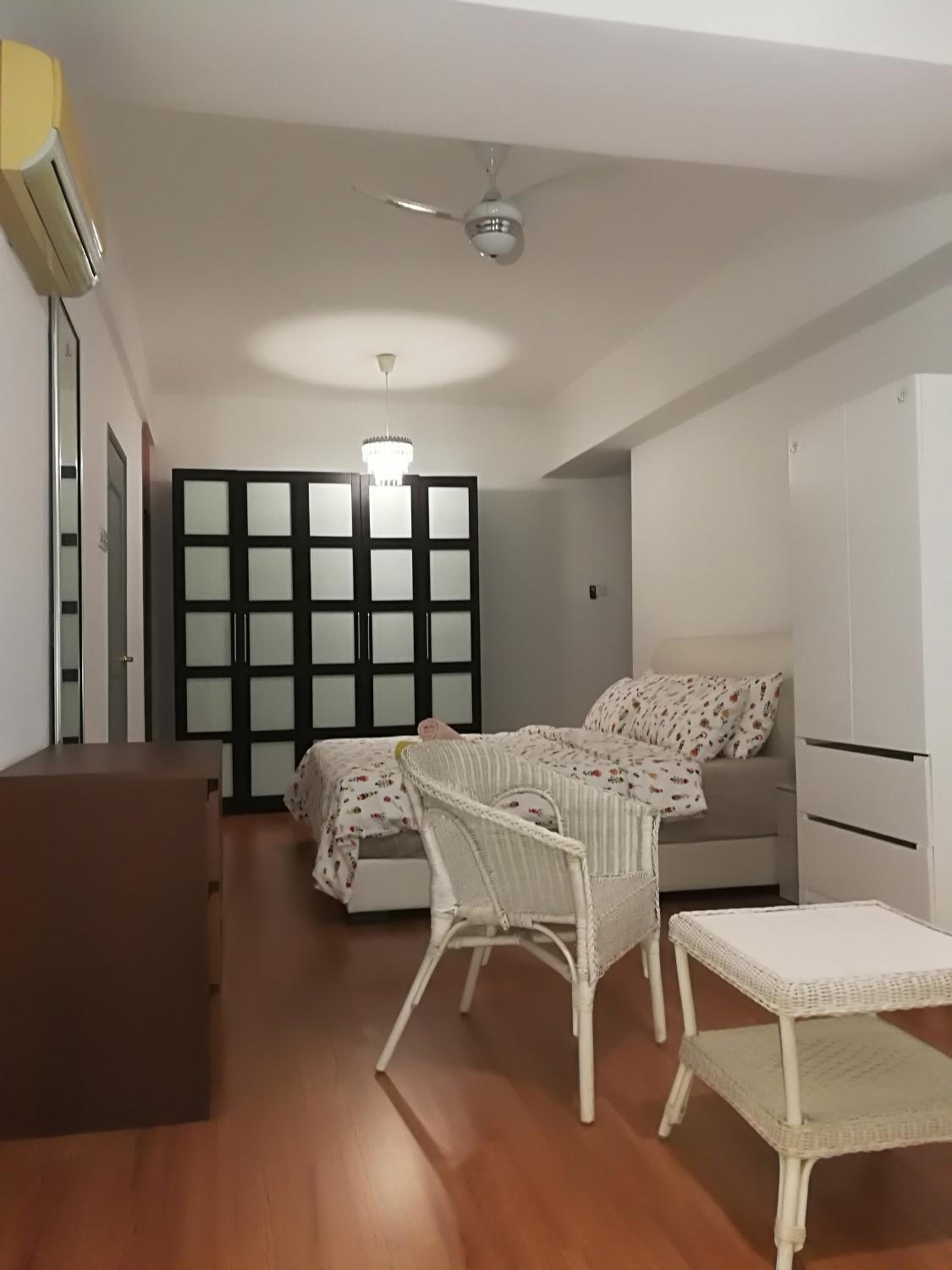 10-12Pax Fahrenheit 88 Pavillion Bukit Bintang TRX AJHOME