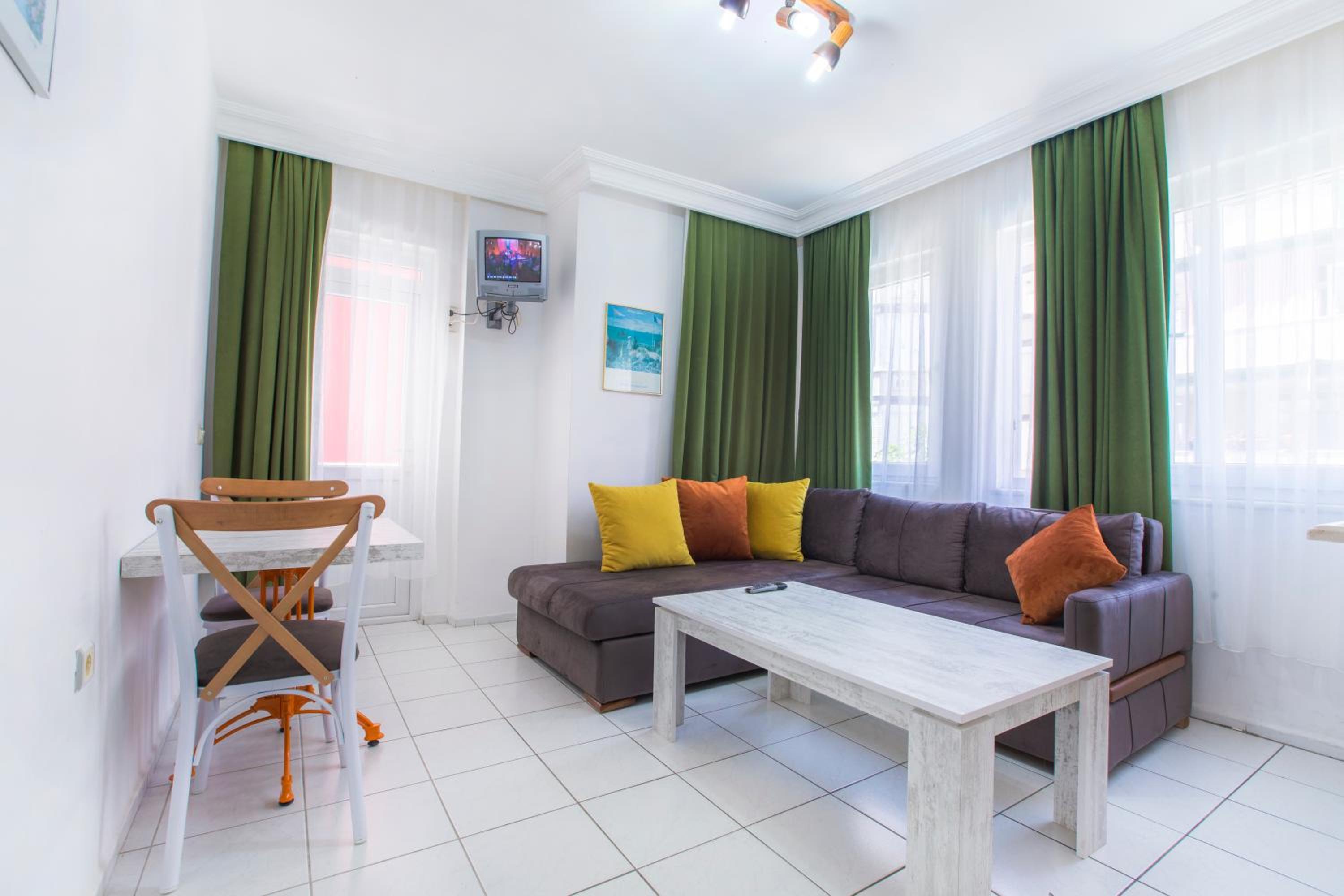 Bayram Apart Hotel - Image 11