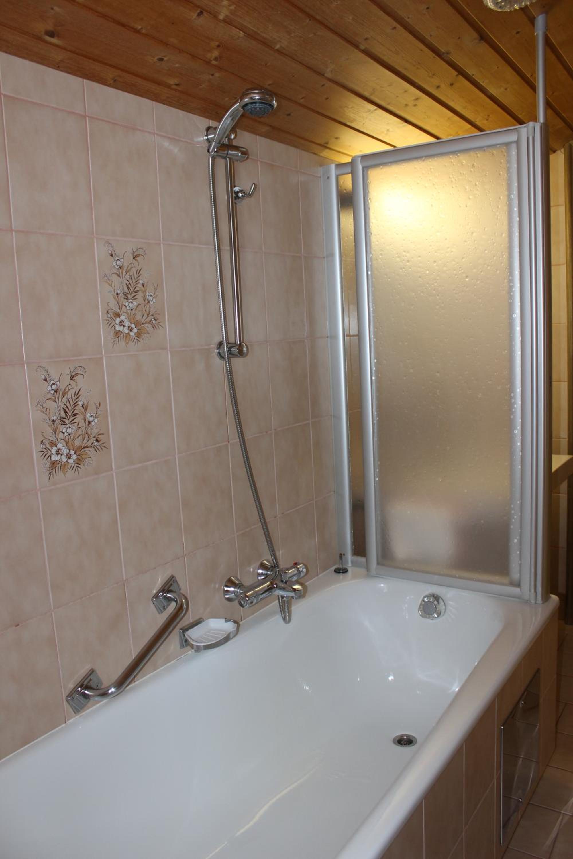 Photo 42