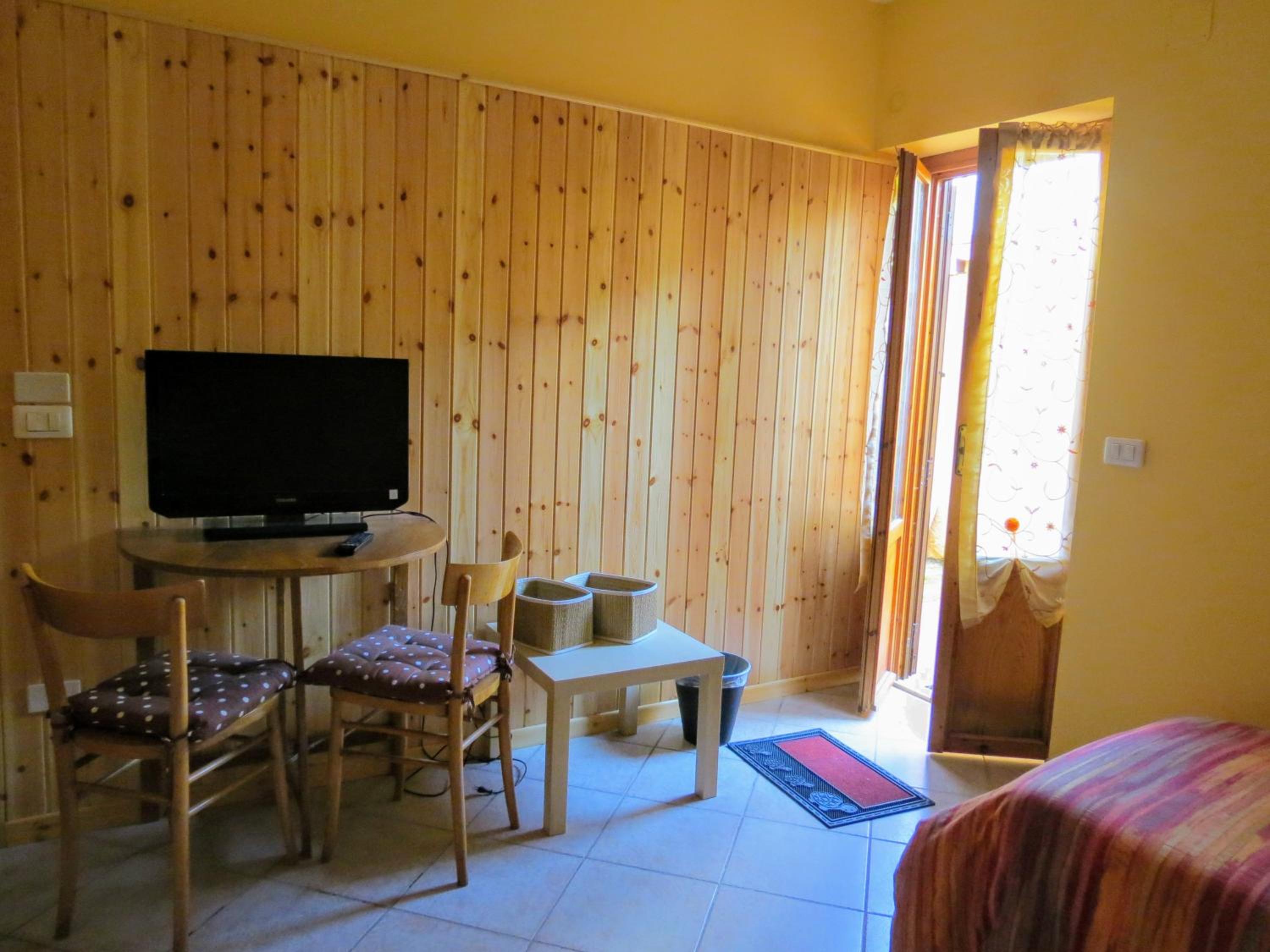 Photo 42