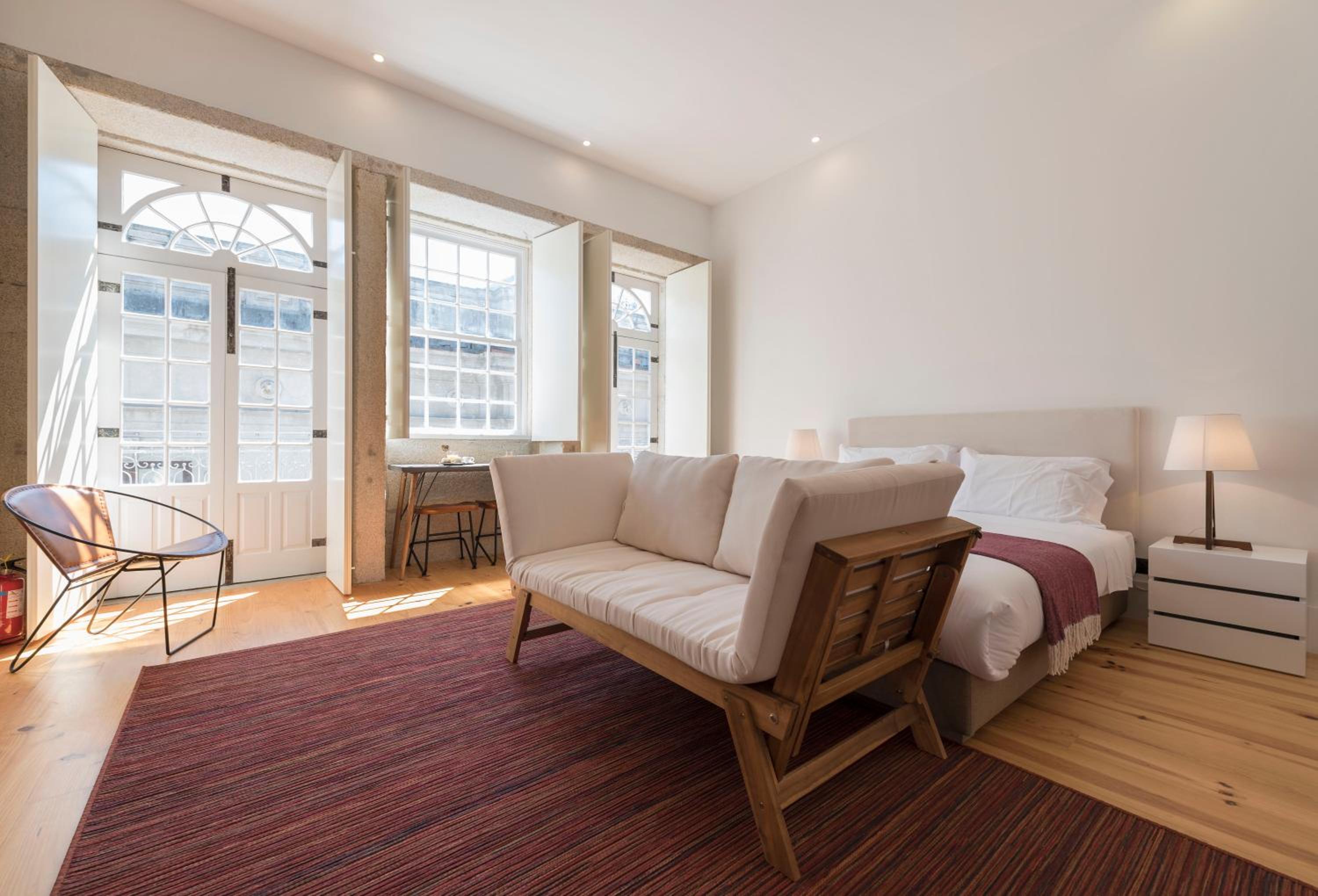 LovelyStay - Allderman Apartment - Almada 3º F view 3