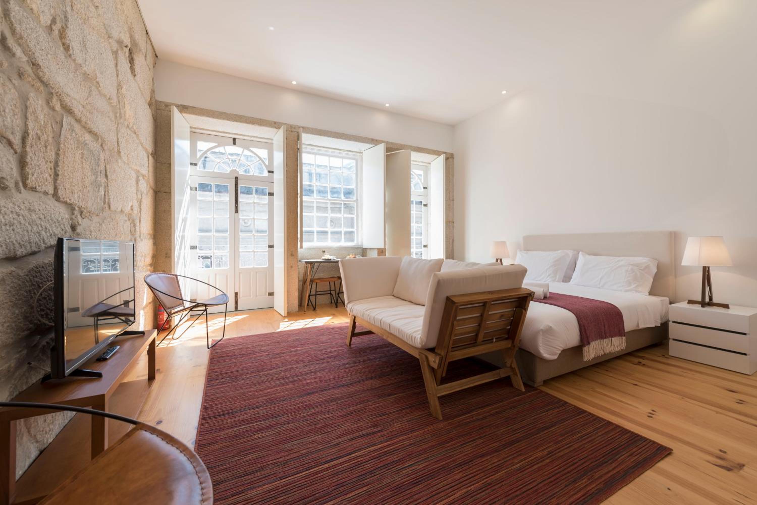 LovelyStay - Allderman Apartment - Almada 3º F view 5