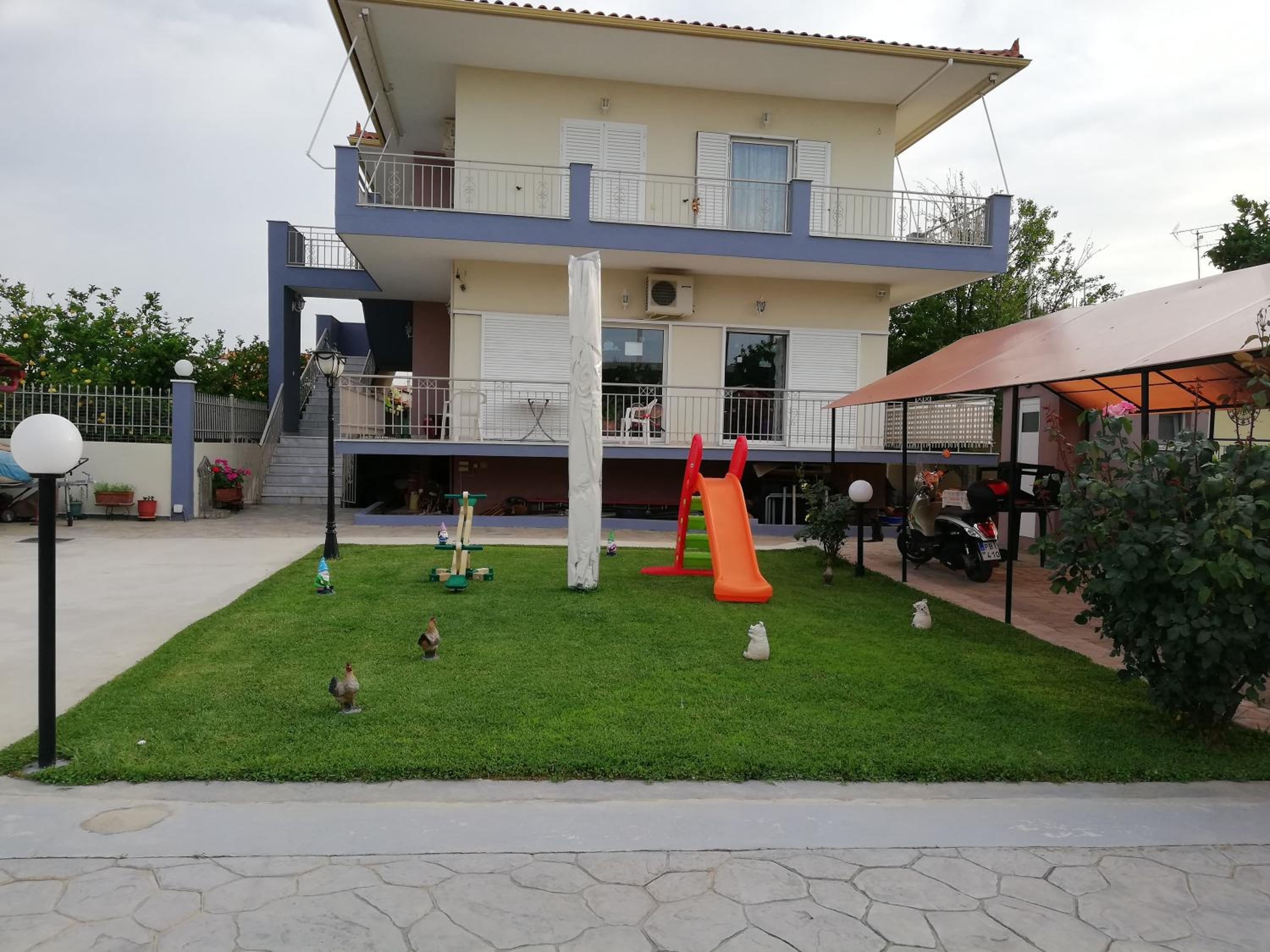 Photo 48