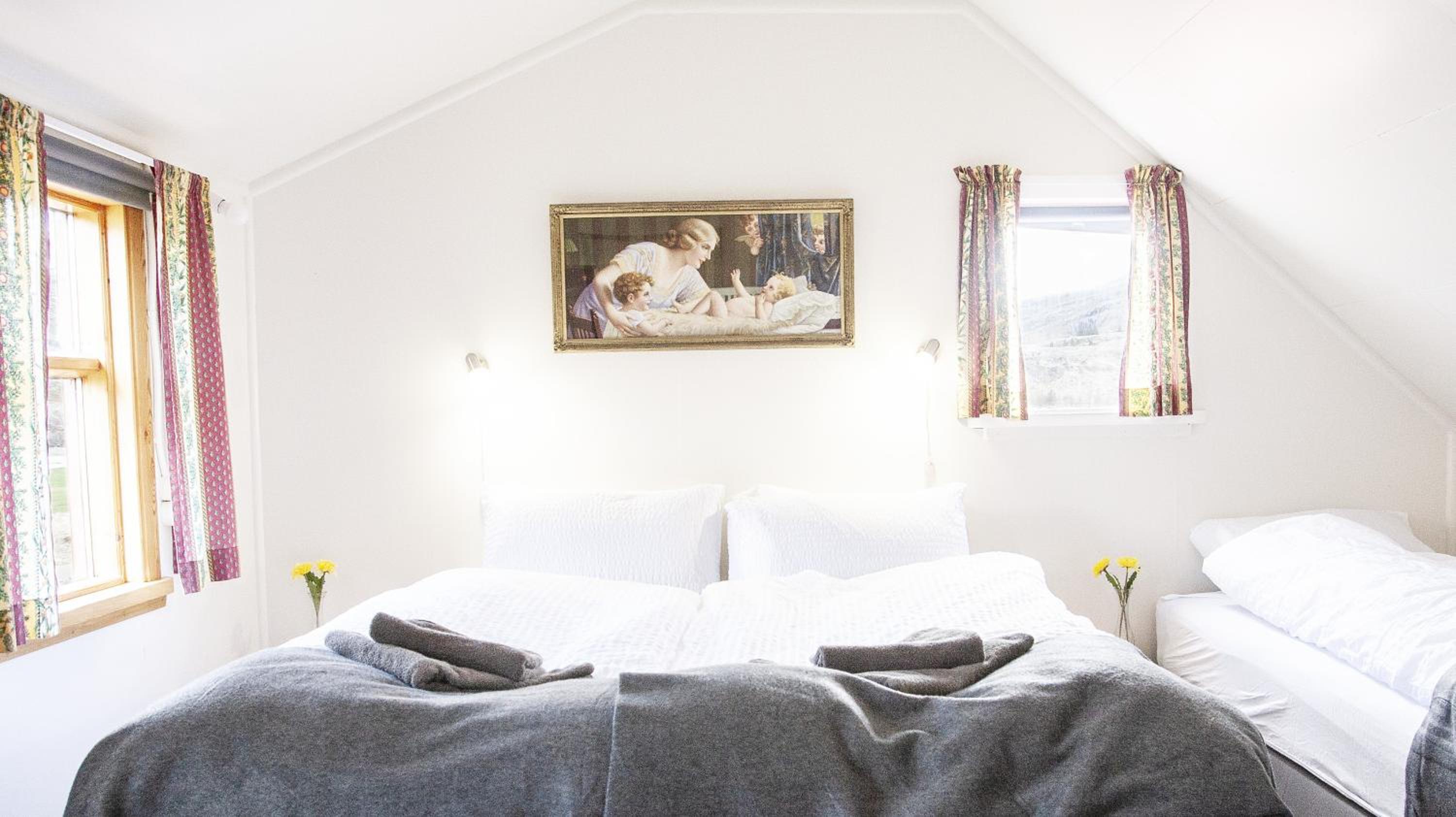 Fossardalur Guesthouse