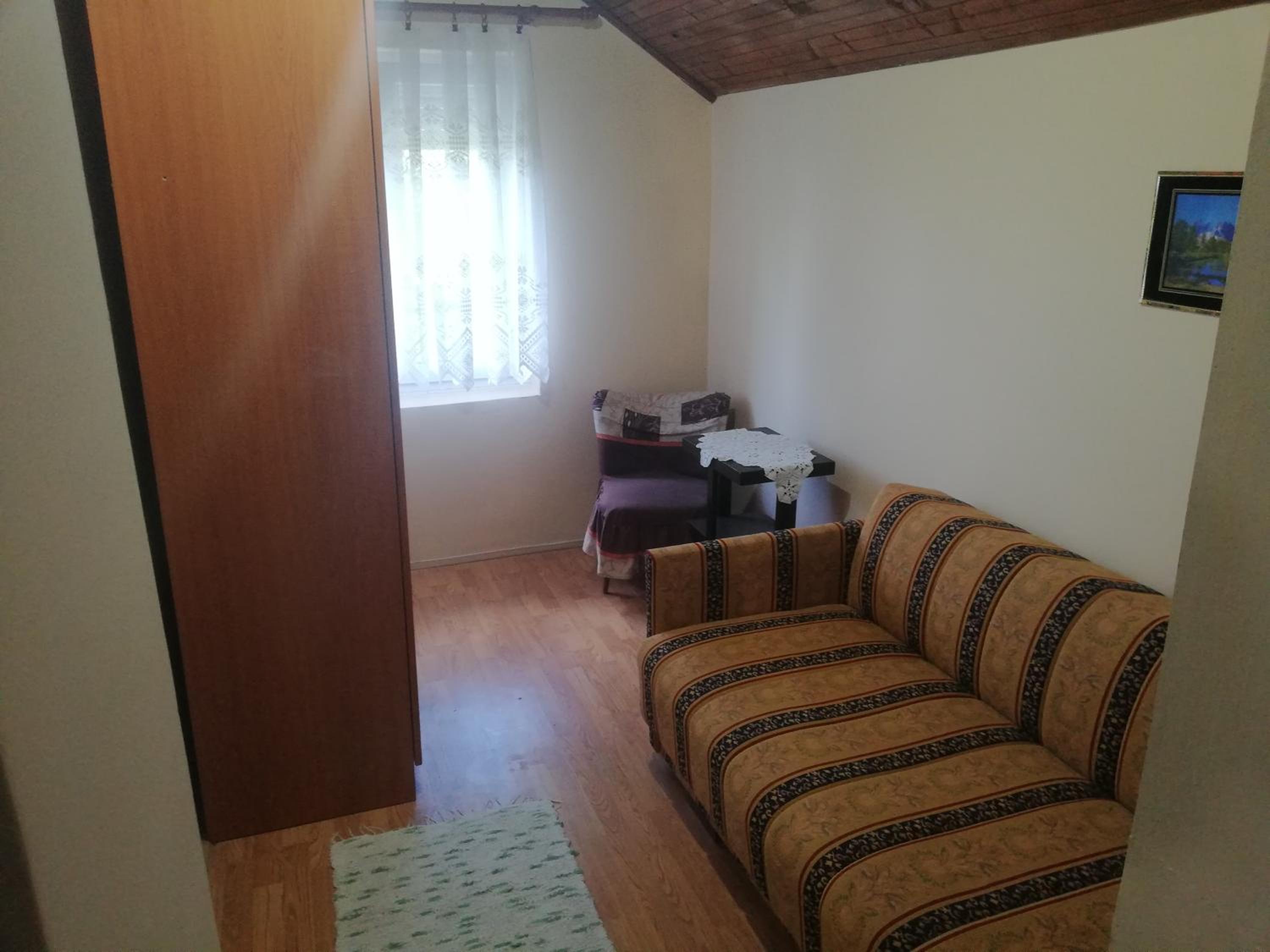 Photo 34
