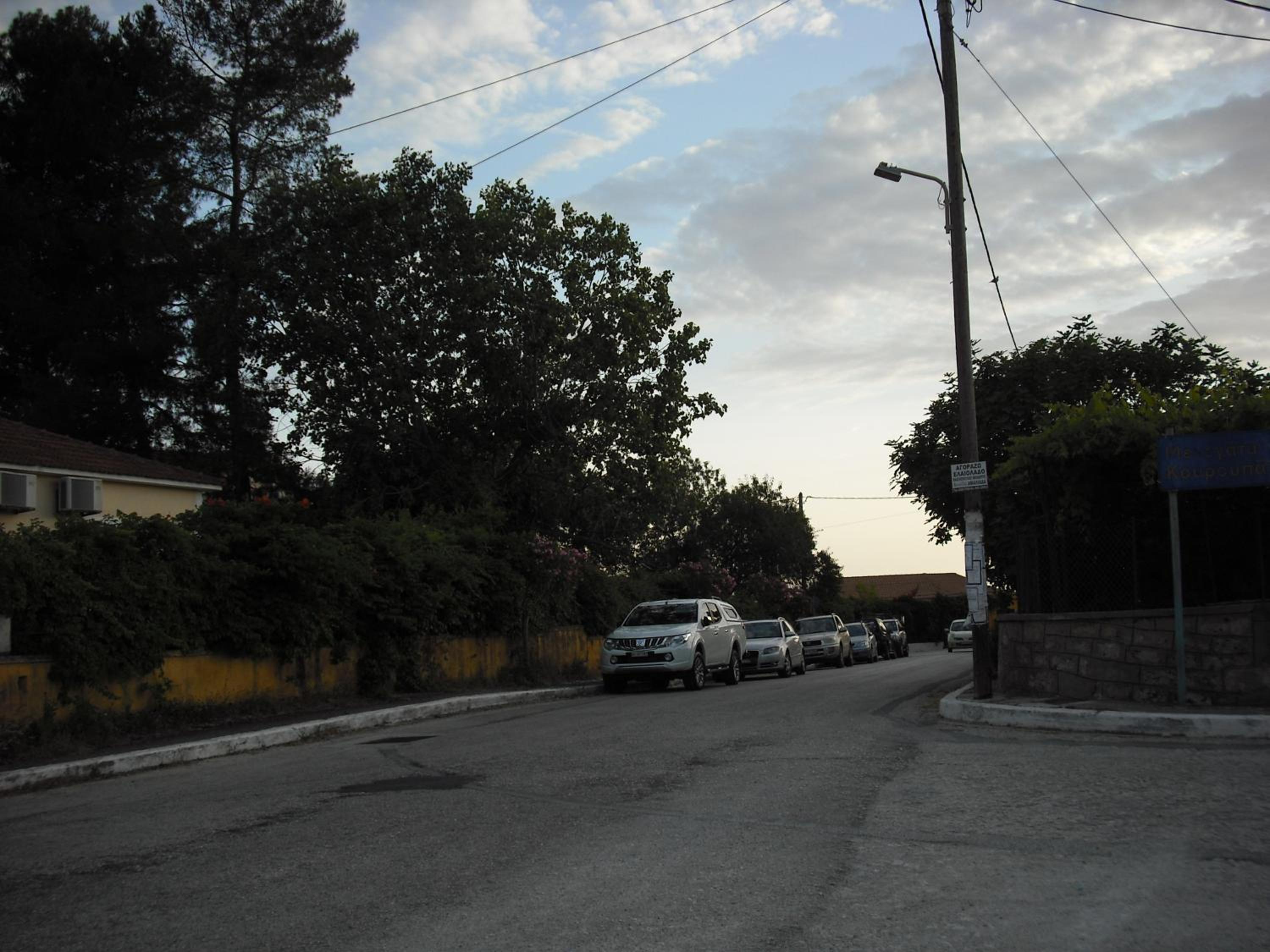 Photo 33