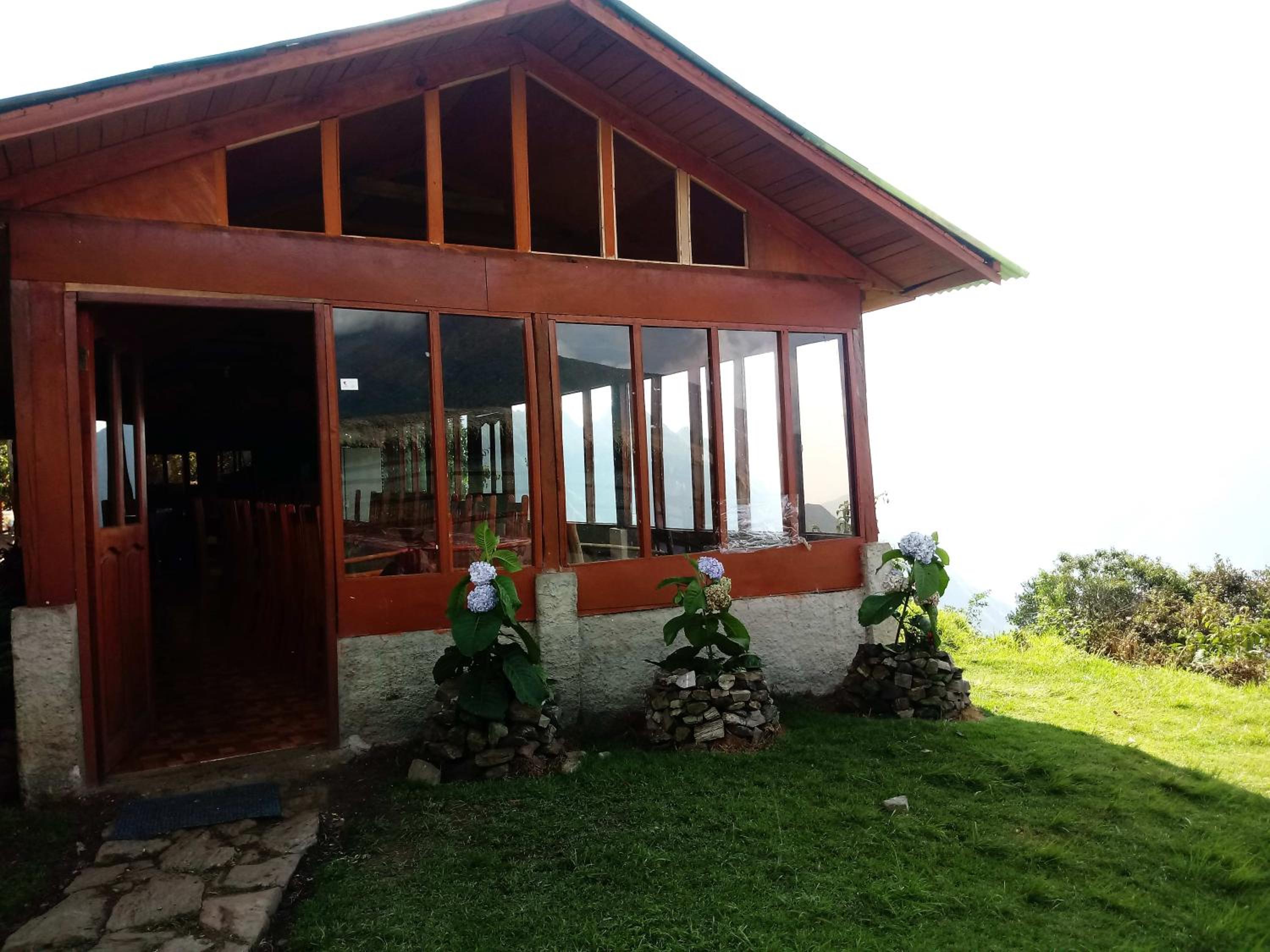 Llactapata Lodge overlooking Machu Picchu - camping - restaurant