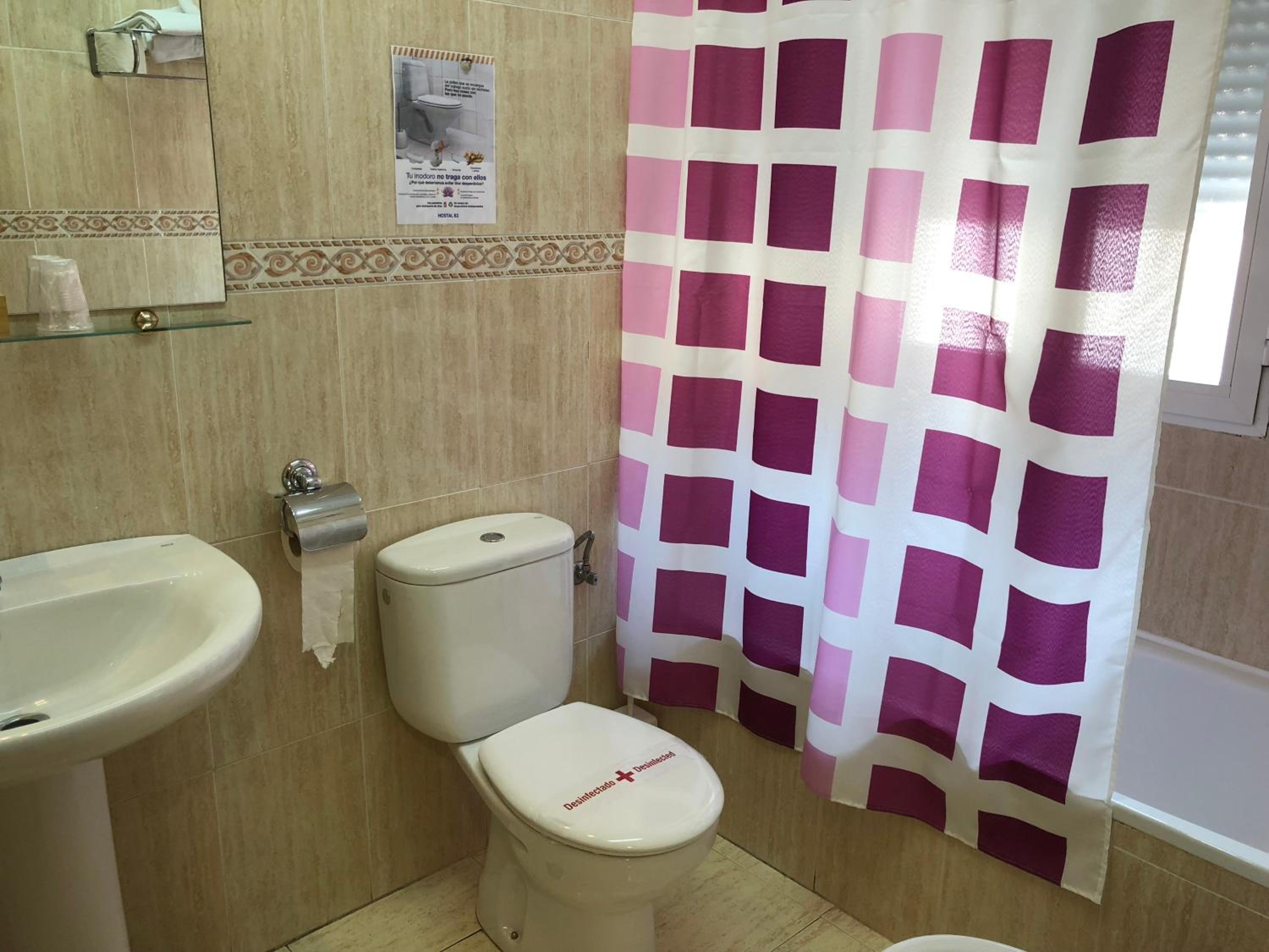 Hostal 82